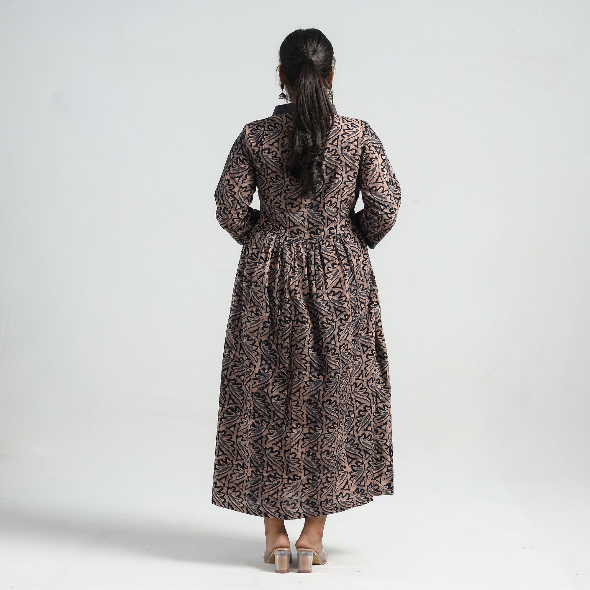 ITOKRI CASUALS Brown - Batik Printed Cotton Flared Dress - view 5