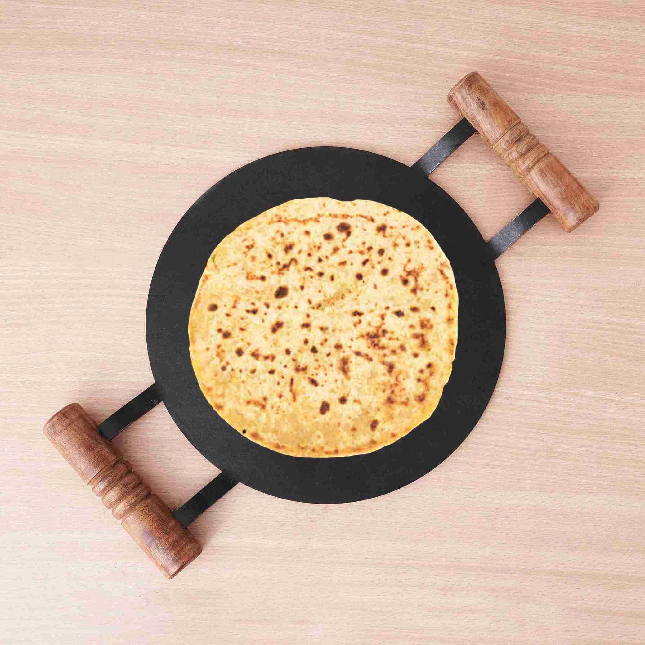 100 pure round – The Indus Valley 100% Pure Round Iron Tawa With Wooden Handle, Toxin-free Sheet Iron, Pre-Seasoned, Induction & Gas, 11/12 In, 2.74/3.22 Kg