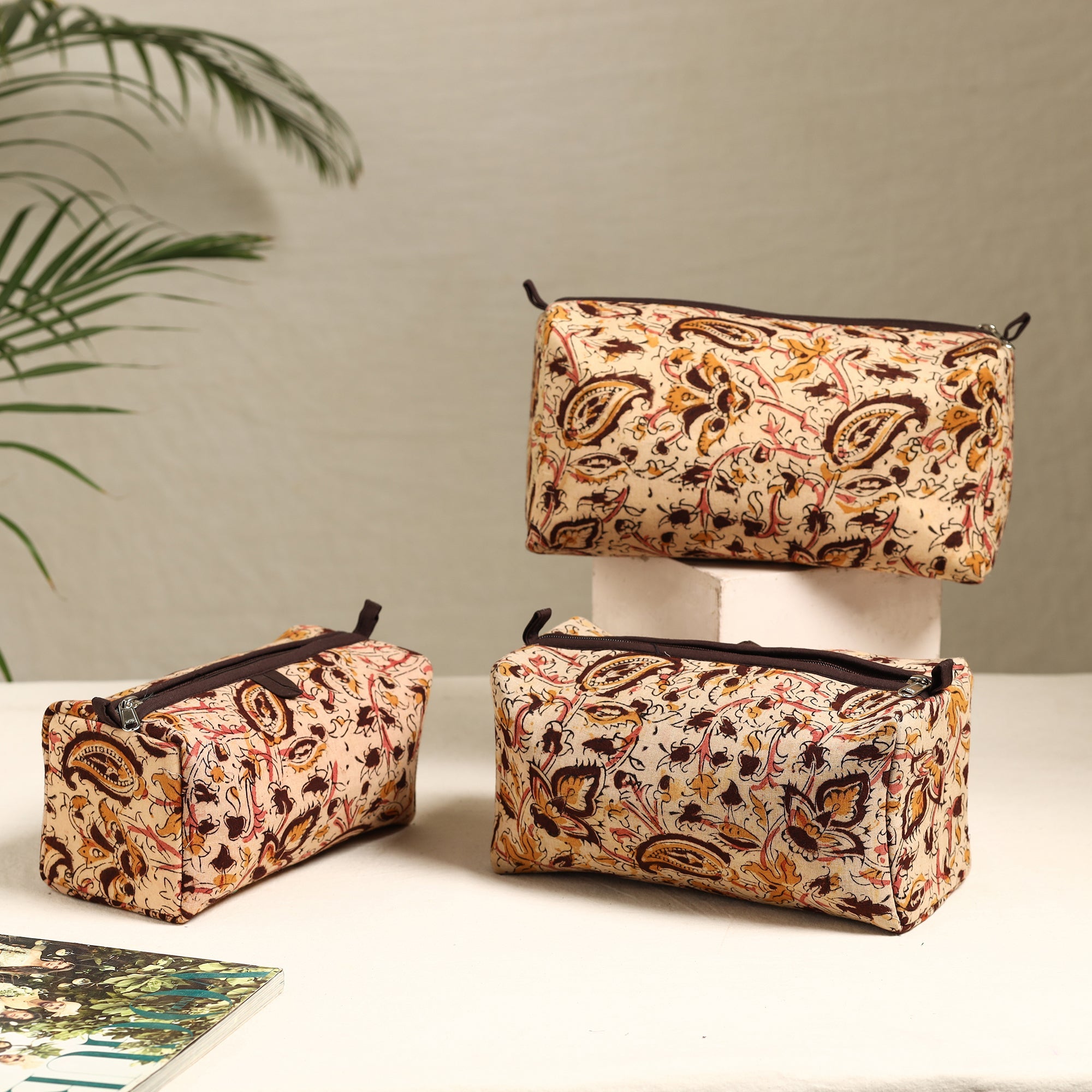 ITOKRI CRAFTS INITIATIVE Beige - Handmade Cotton Toiletry Bags (Set of 3) 53