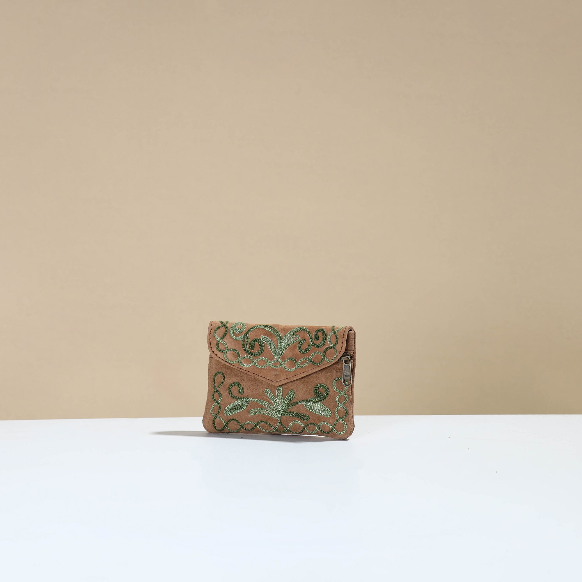 ITOKRI CRAFTS INITIATIVE Brown - Kashmiri Crewel Hand Embroidery Velvet Coin Purse 07 - view 2