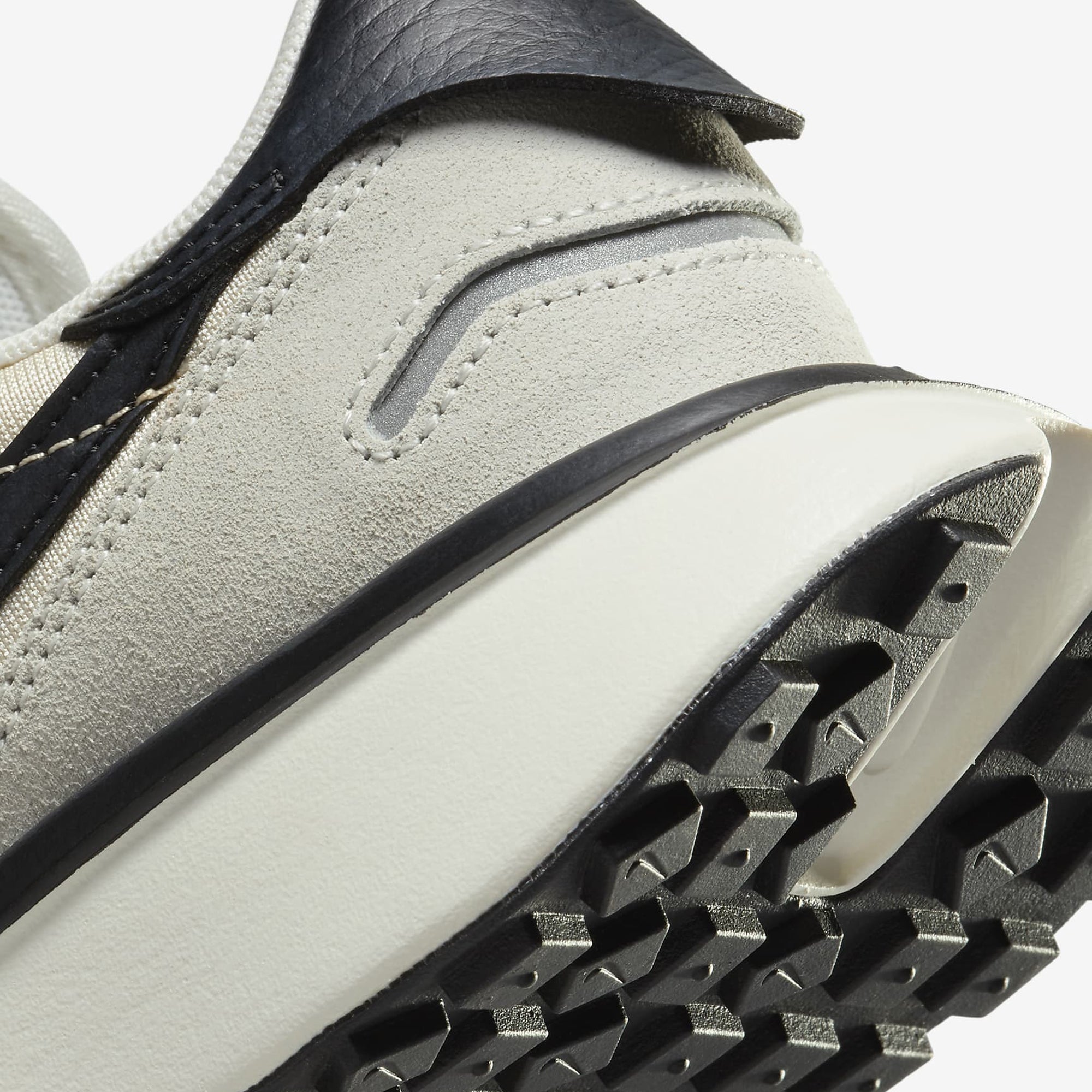 Nike | PHOENIX WAFFLE { SUMMIT WHITE/BLACK-SANDDRIFT-SAIL - view 5