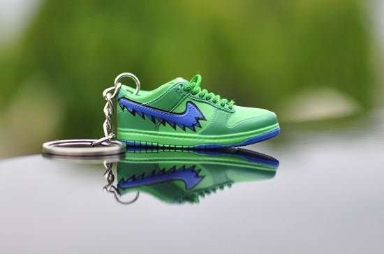 Kicks Machine 3D Sneaker Keychain Grateful Dead - Green - view 2