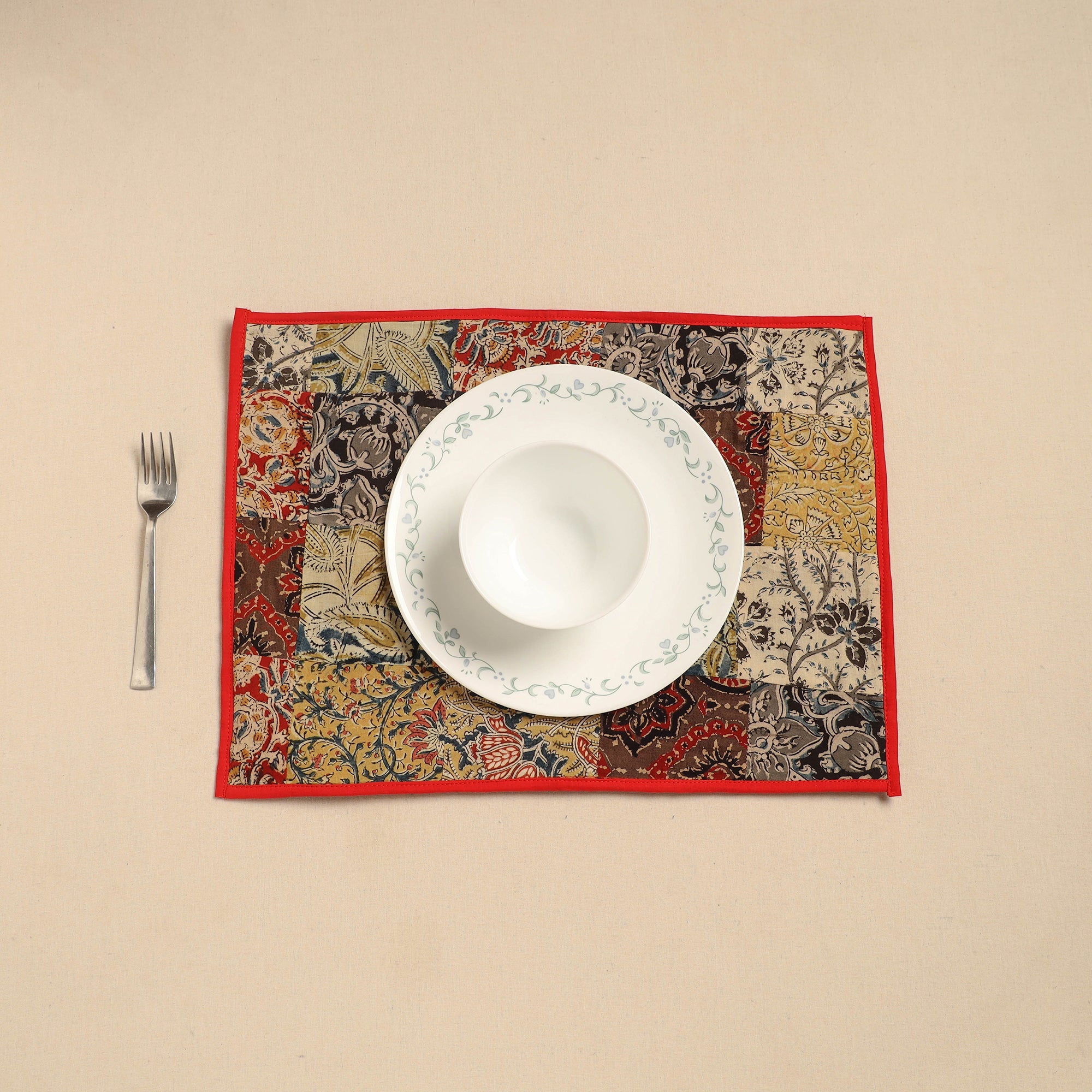 NOORI BAZAR Handcrafted Cotton Patchwork Table Mat 15