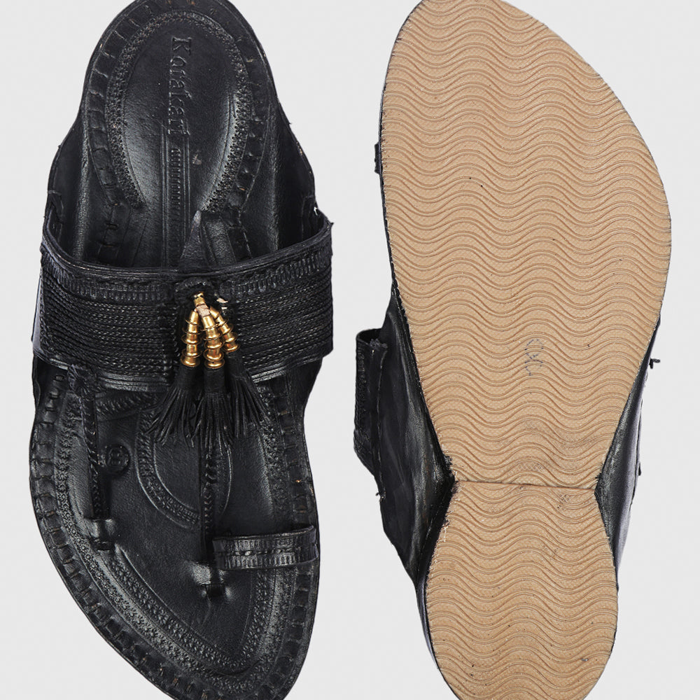 KORAKARI Black Handstitched Leather Kolhapuri Men Slipper - view 6