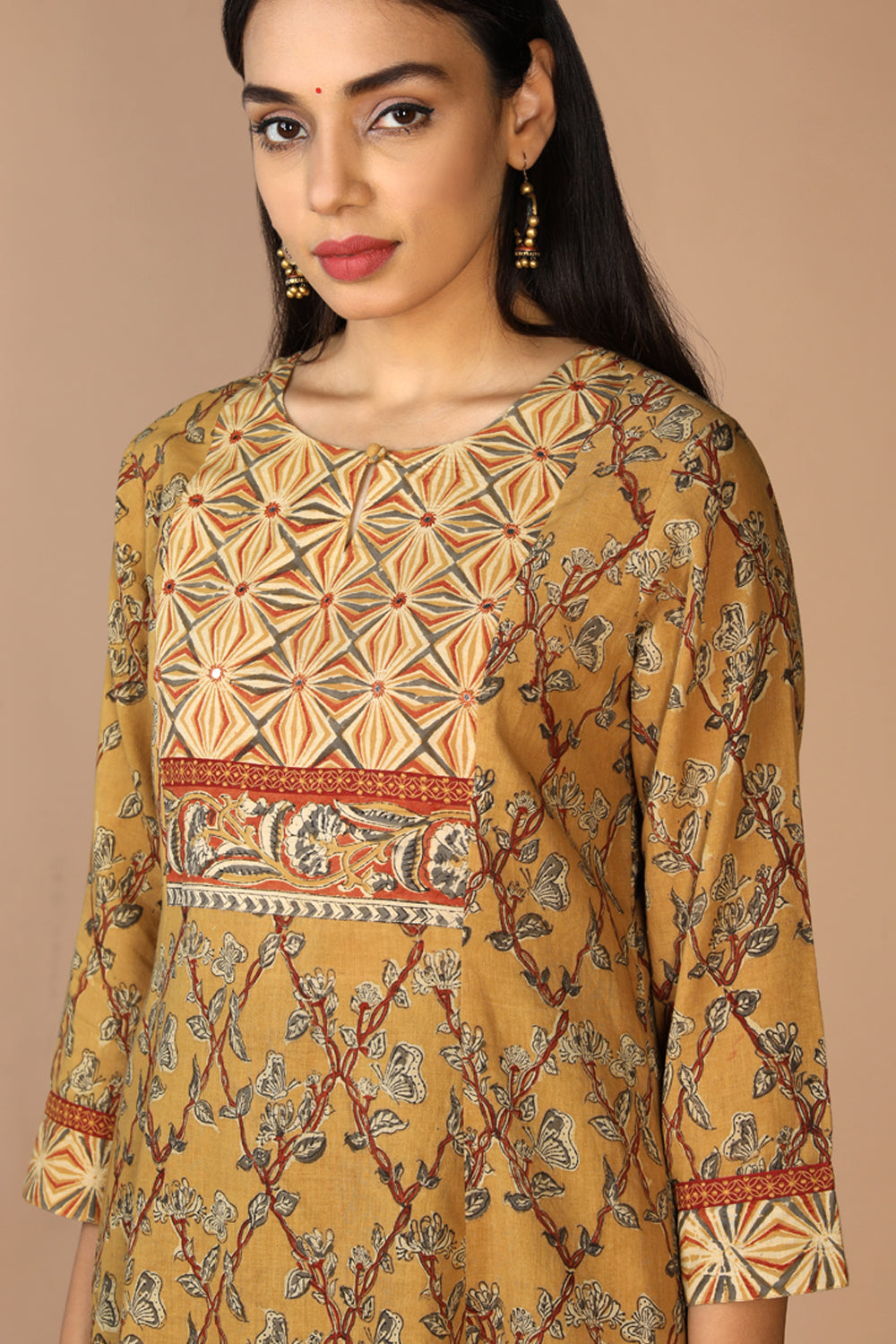 Kalanjali Ethnics Ethnic embroidered Kalamkari kurti - view 2