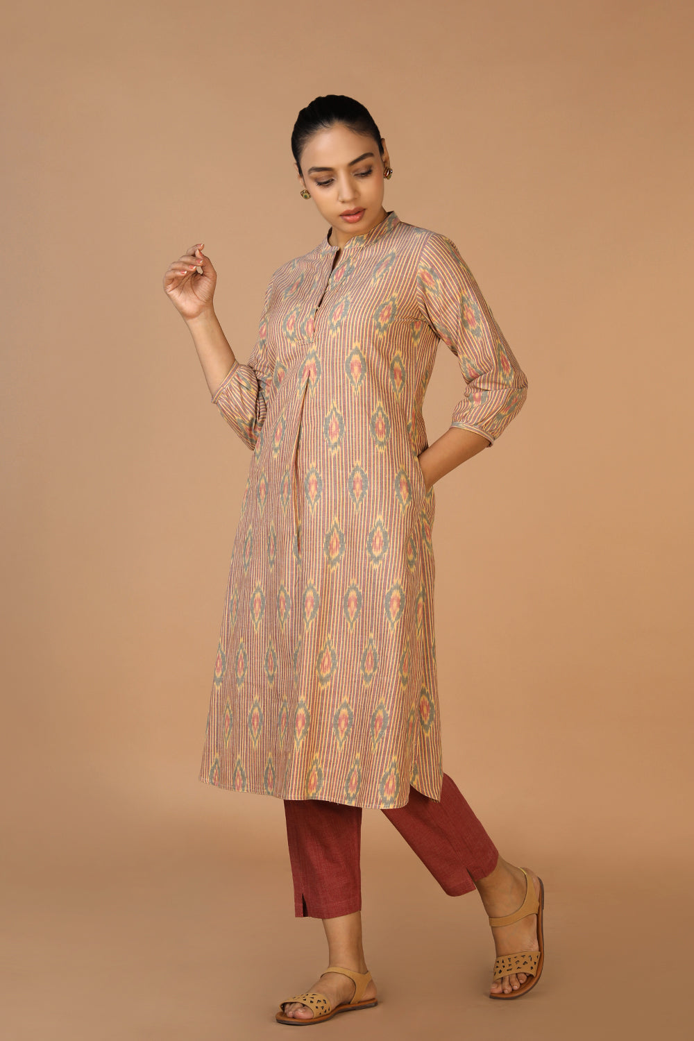 Kalanjali Ethnics Handwoven cotton Pochampally Ikat Kurta - view 5