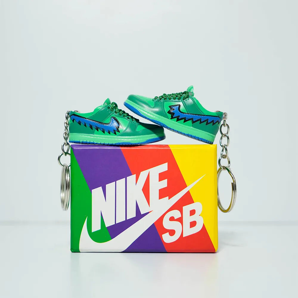 Kicks Machine 3D Sneaker Keychain With Box - Grateful Dead - Green