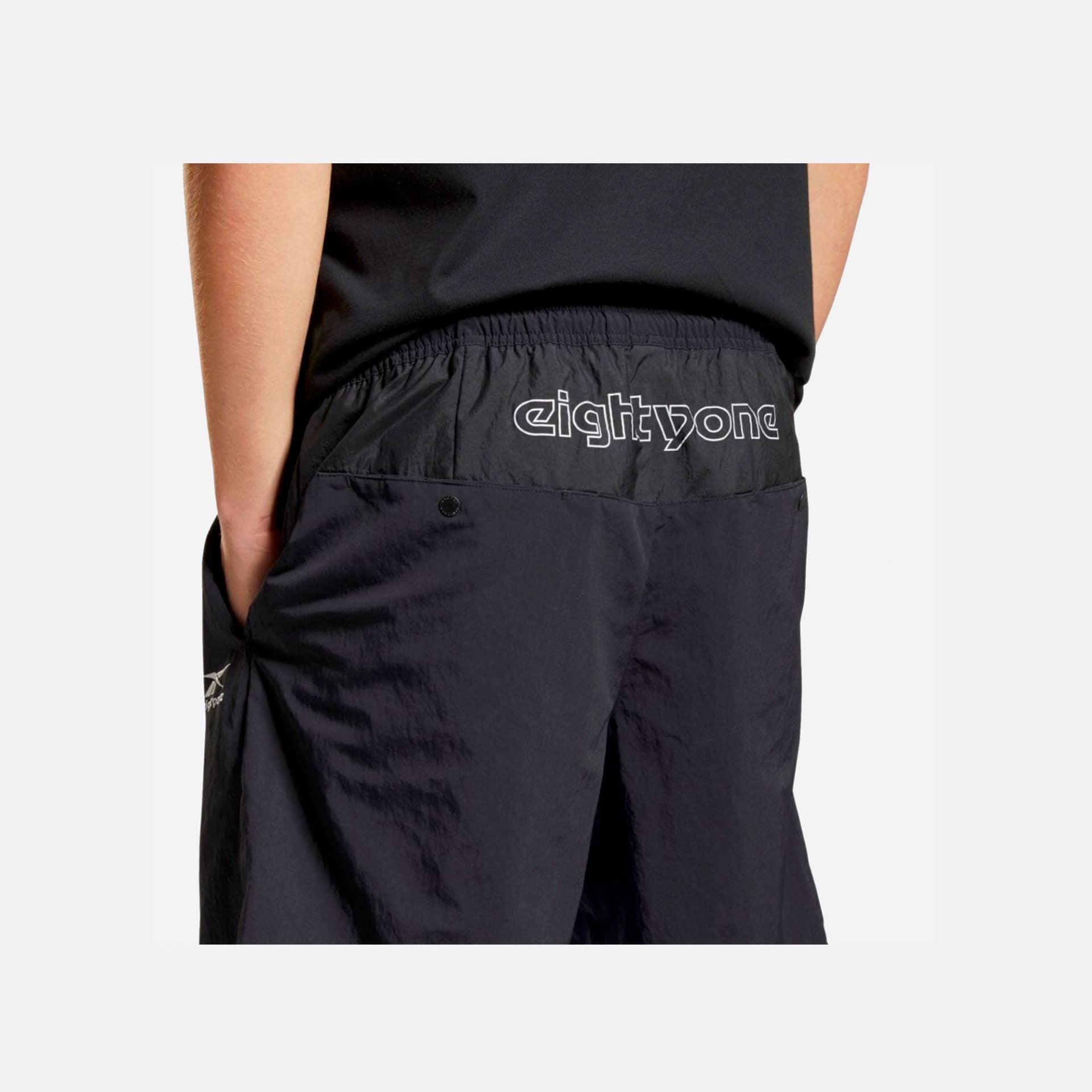Reebok | EIGHTYONE WOVEN VECTOR SHORTS BLACK - view 2