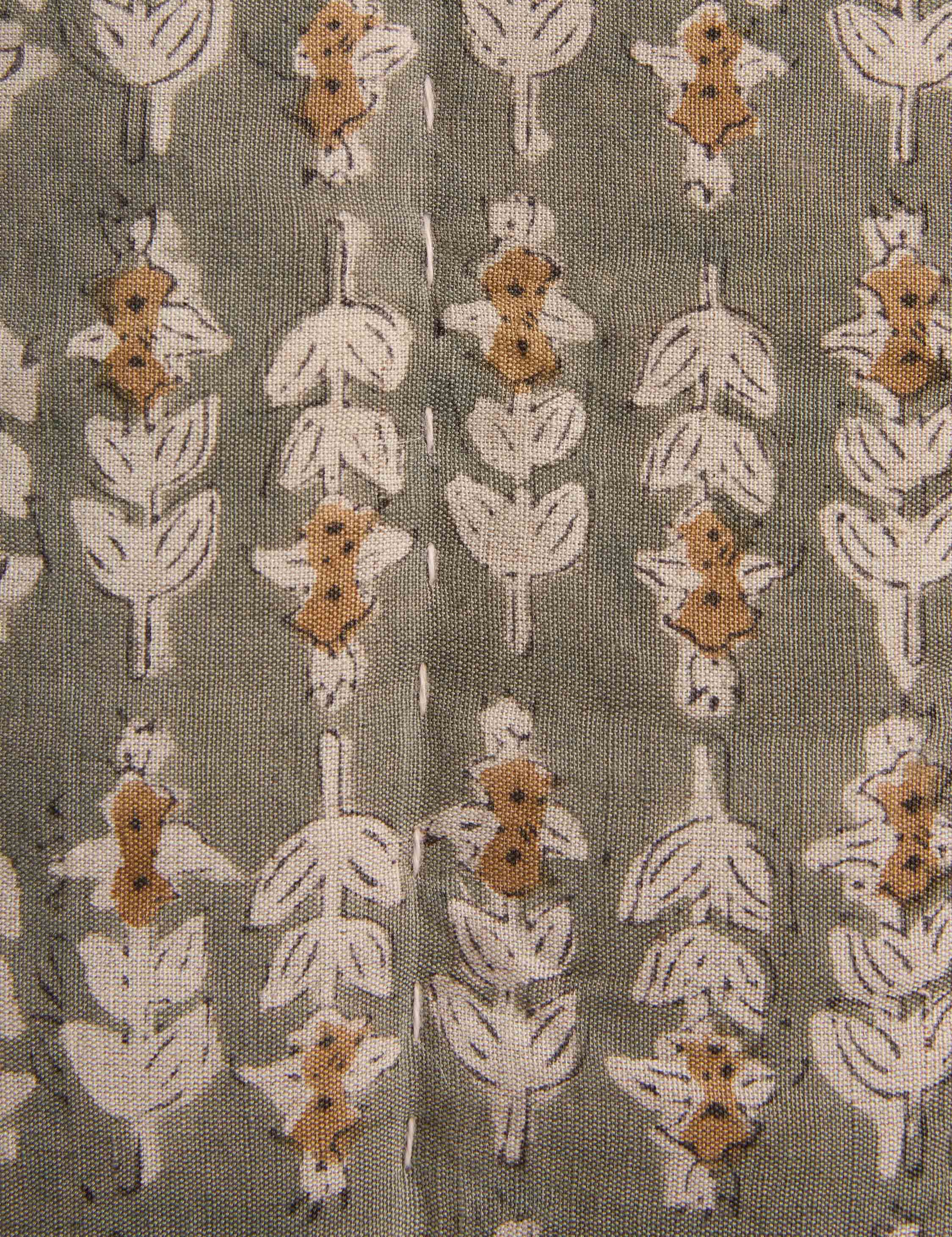 Lulu and Georgia Berrien Linen Cotton Quilt - view 13