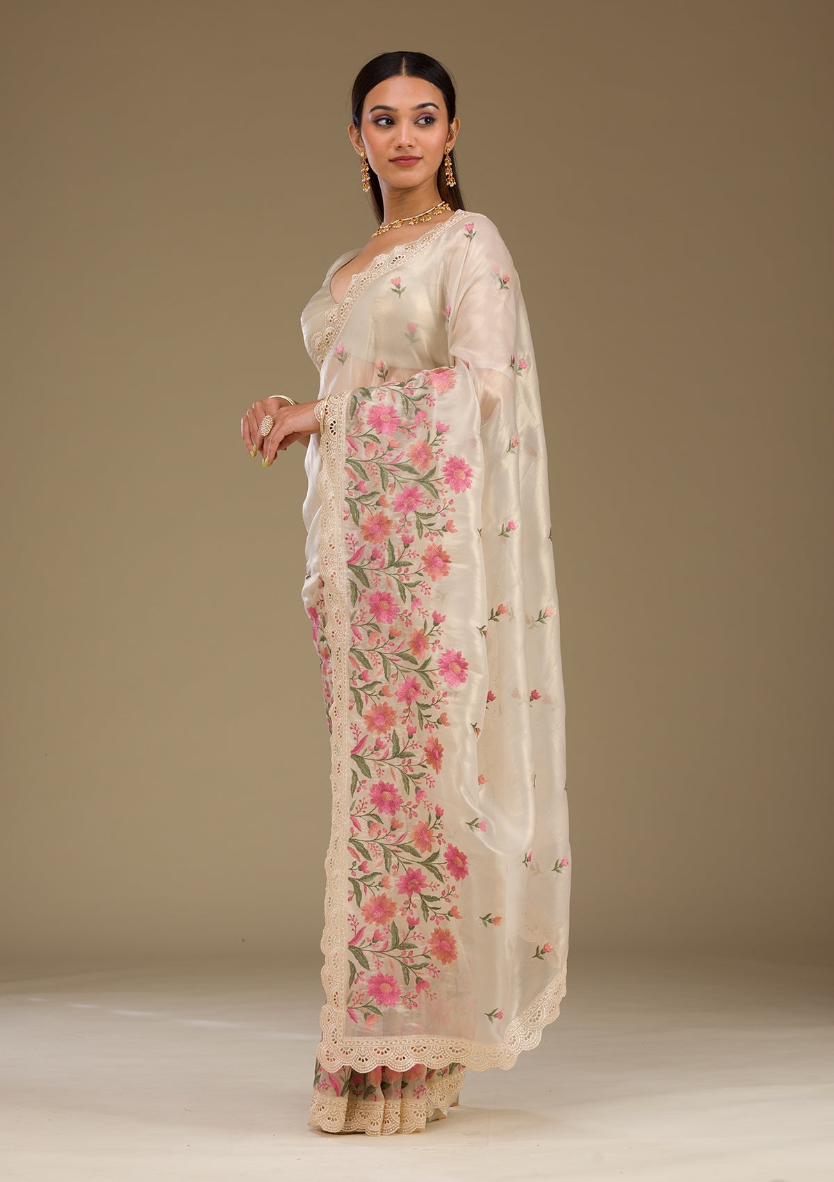 Koskii Cream Threadwork Tissue Saree – Women's - view 3