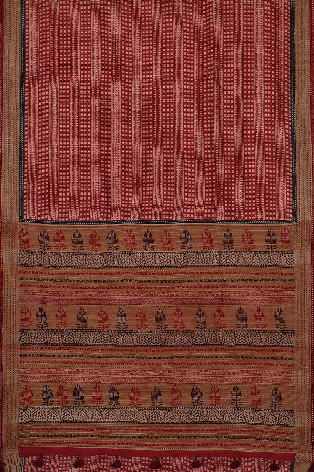 Kalanjali Gorgeous Maroon Saree – Women's - view 3