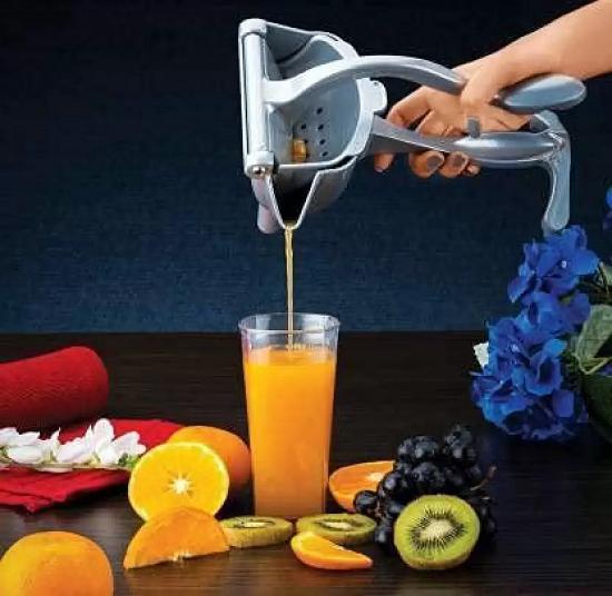 Roposo Clout Manual Fruit Press Aluminum Squeezer/Juicer