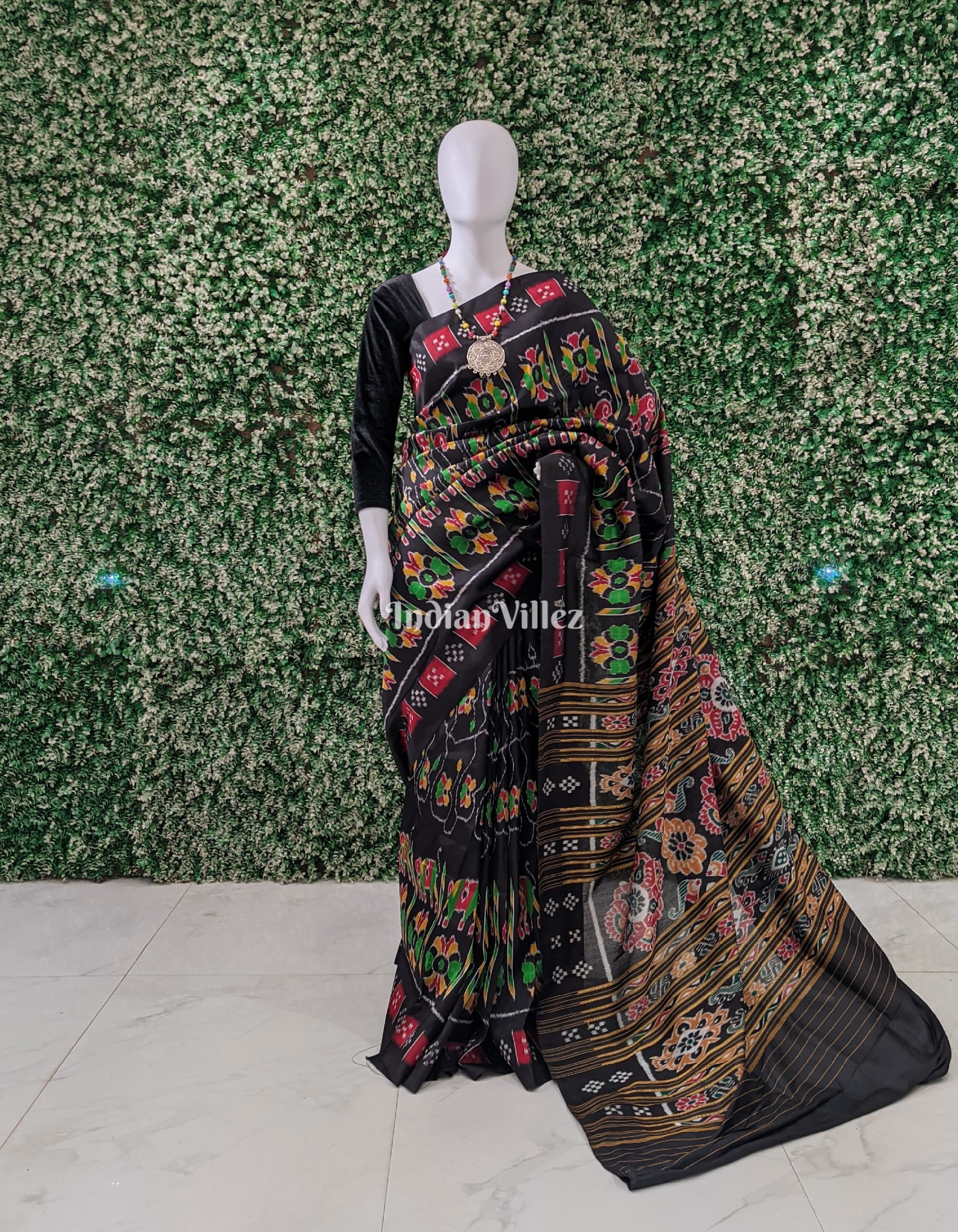 IndianVillèz Black Border Pasapali Odisha Ikat Contemporary Silk Saree