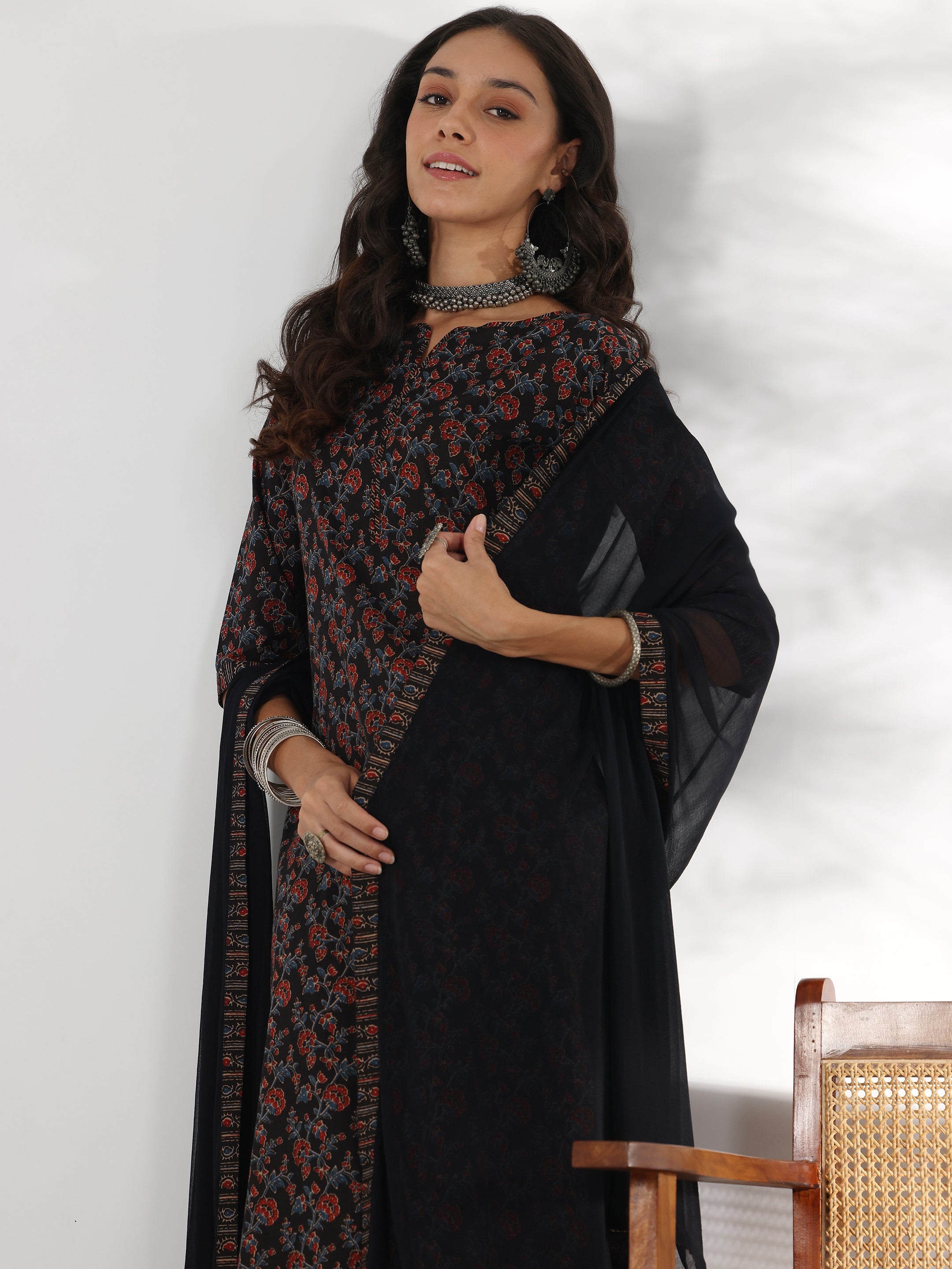 Libas Black Printed Cotton Straight Suit With Dupatta - view 5