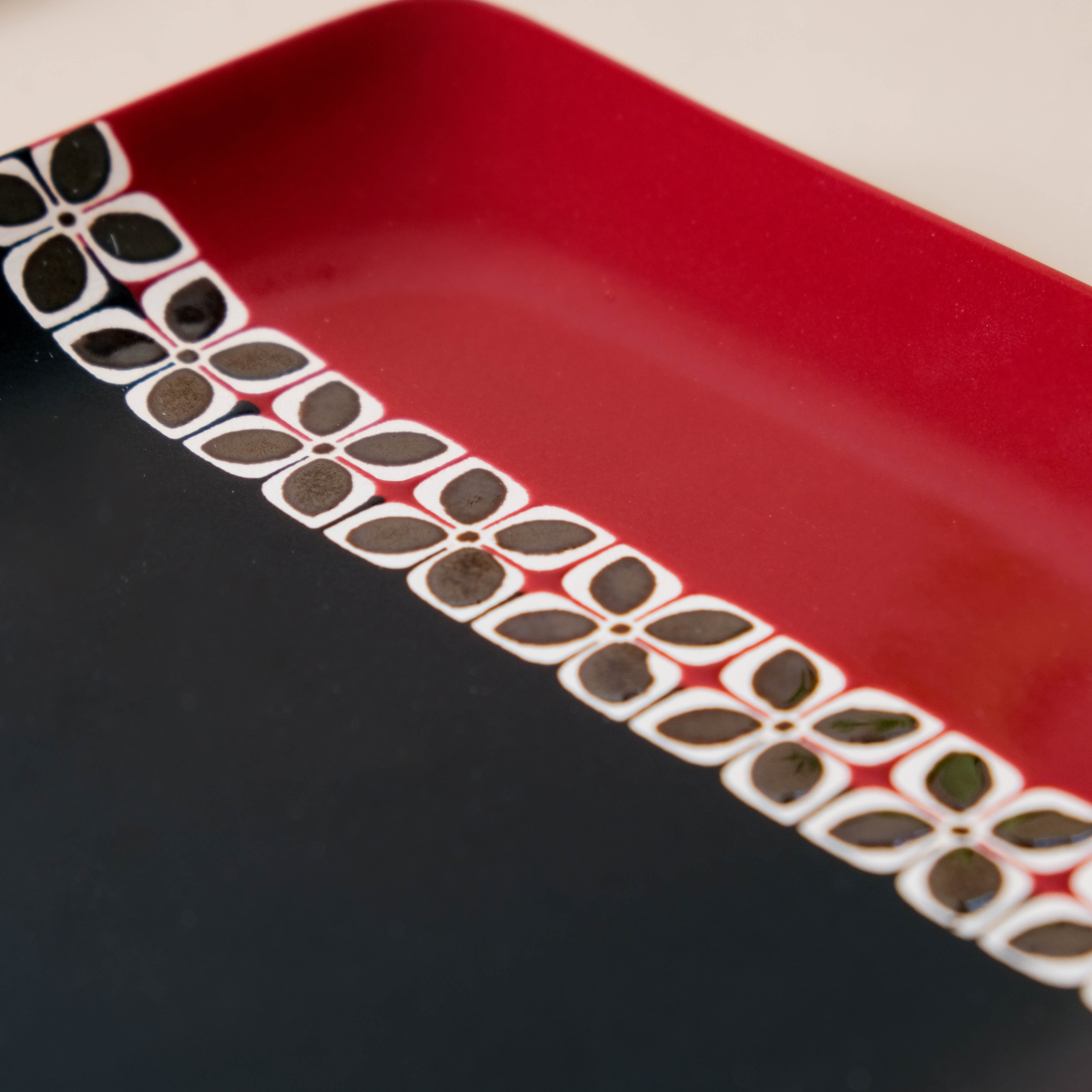 Nestasia Carmine Red and Black Square Plate 8 Inch - view 8