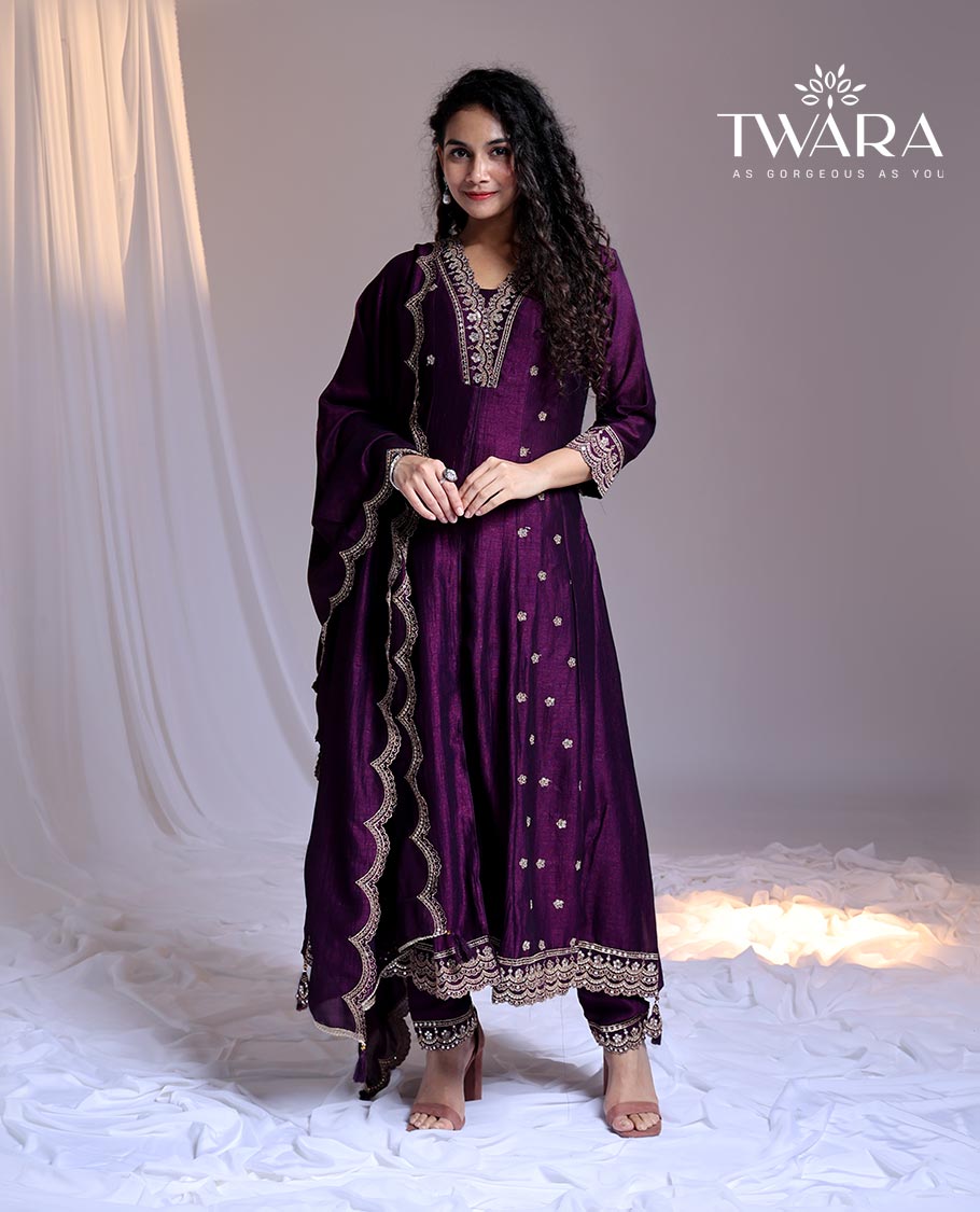 Pothys Twara Purple readymade suit, embroidery 3/4th sleeve v-neck chanderi top, embroidery pants & scallop embroidery dupatta - view 3