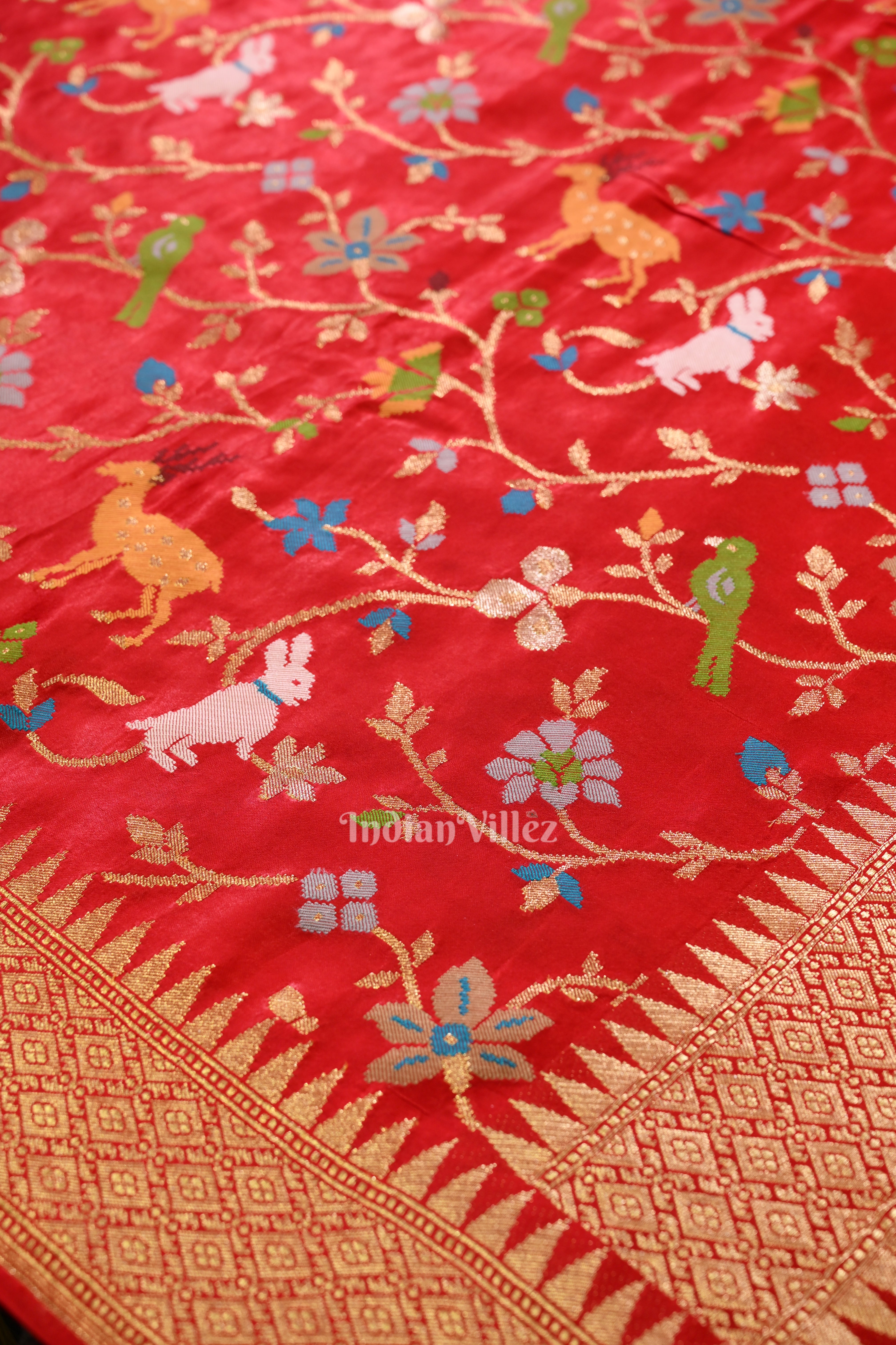 IndianVillèz Pure Authentic Red Tussar Banarasi Silk Saree with thread embroidery - view 4
