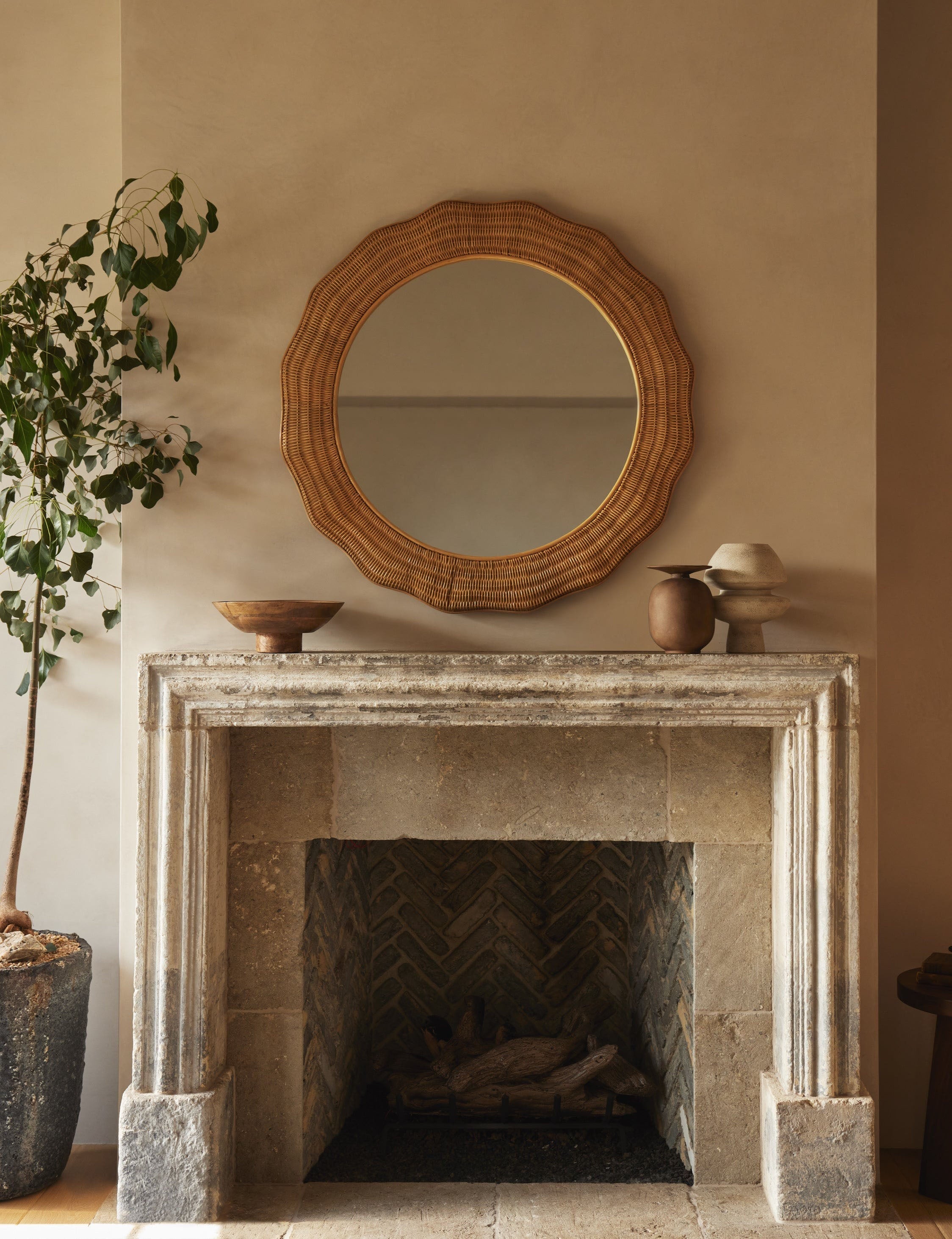 Lulu and Georgia Yarely Round Mirror – Natural - view 2