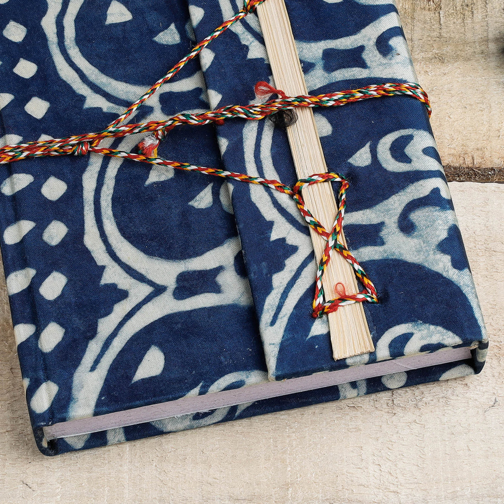 TARAGRAM Blue - Bagru Fabric Cover Handmade Paper Notebook with Thread Lock - view 2