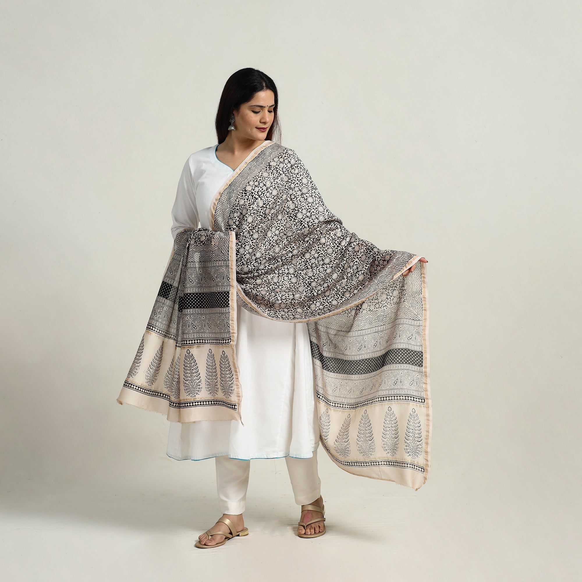 BAGH PRINTS BY MOHAMMED RAFIK KHATRI Grey - Natural Dyed Hand Block Print Chanderi Silk Bagh Dupatta 21 - view 2