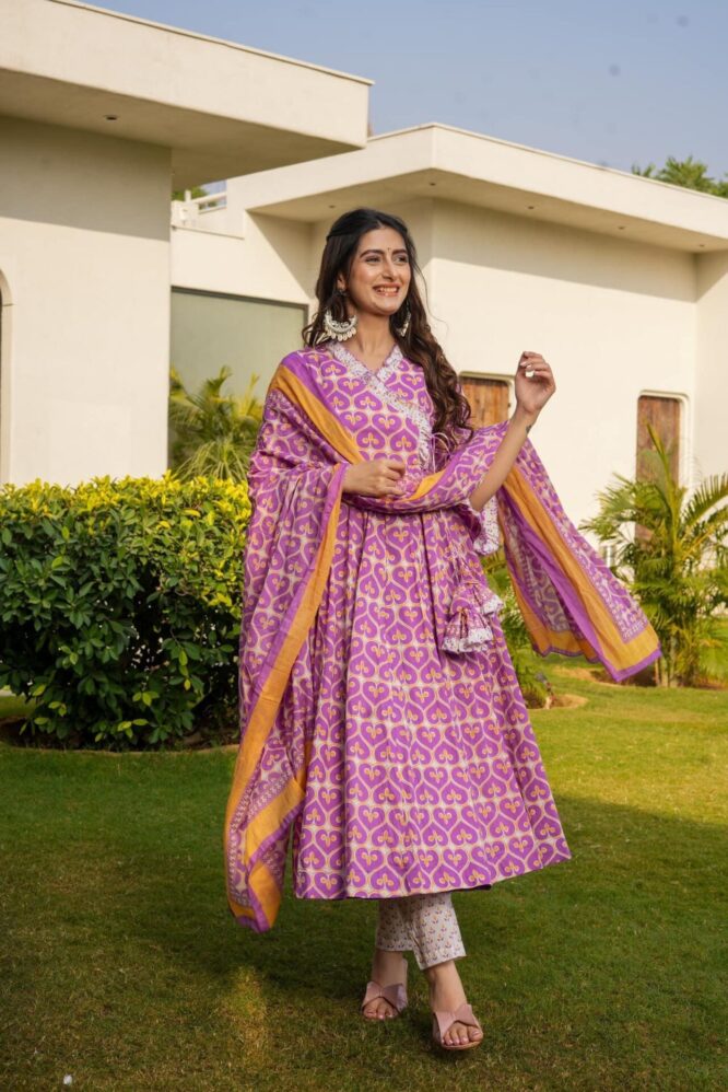 Idaho-o Zoya cotton angrakha suit set