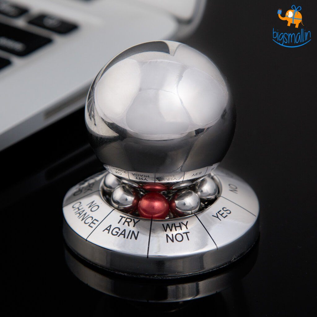 VinnyC Decision Maker Paper Weight - view 3
