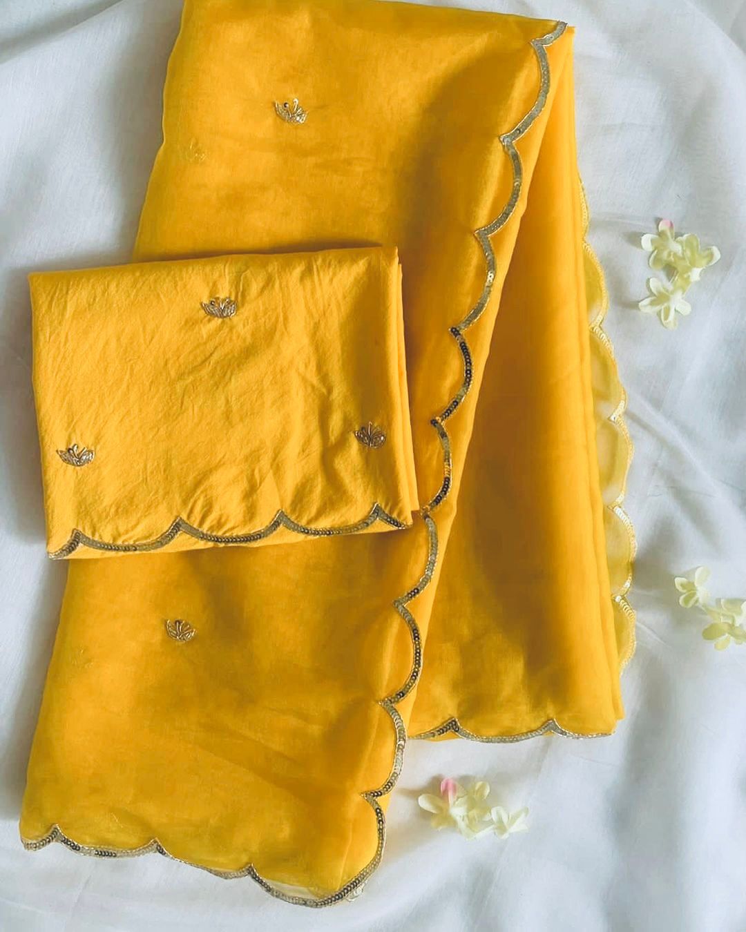 ClothsVilla Yellow Semi-Pure Organza Saree with Exquisite Handwork – Paired with Silk Blouse Featuring Handwork
