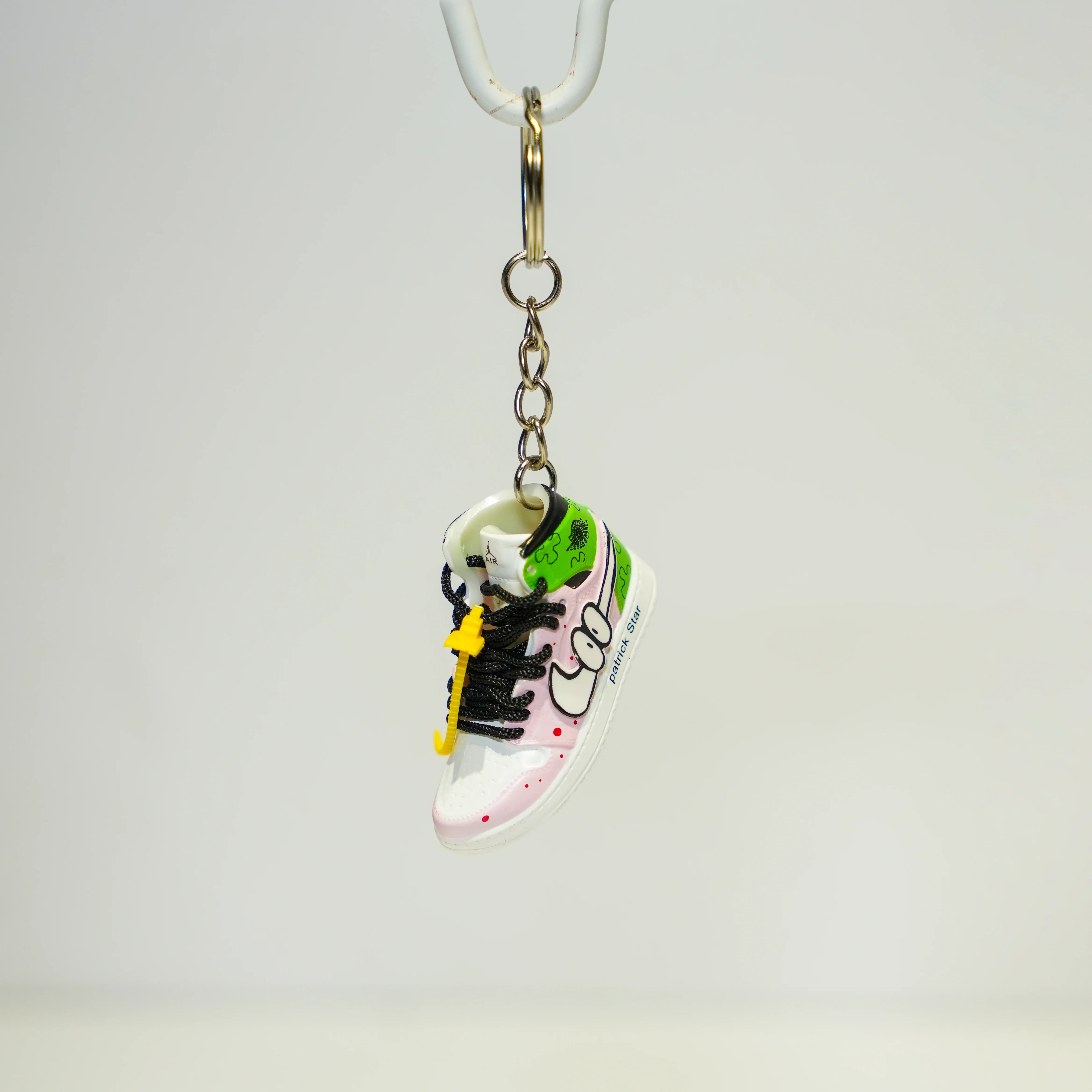 Kicks Machine 3D Sneaker Keychain AJ1 Custom Patrick - view 2