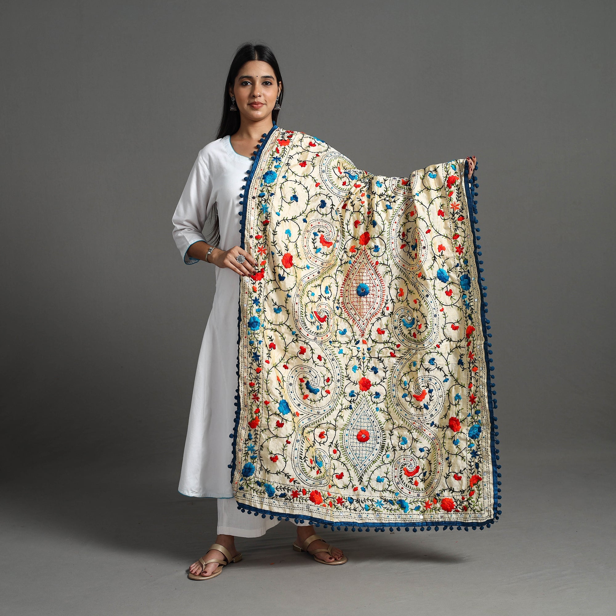 ITOKRI CRAFTS INITIATIVE Beige - Hand Embroidery Chanderi Silk Phulkari Dupatta 35
