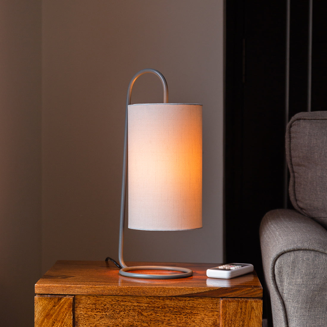 EXCLUSIVELANE 'White Coiled' Handcrafted Arched Table Lamp In Iron (17 Inch) - view 2