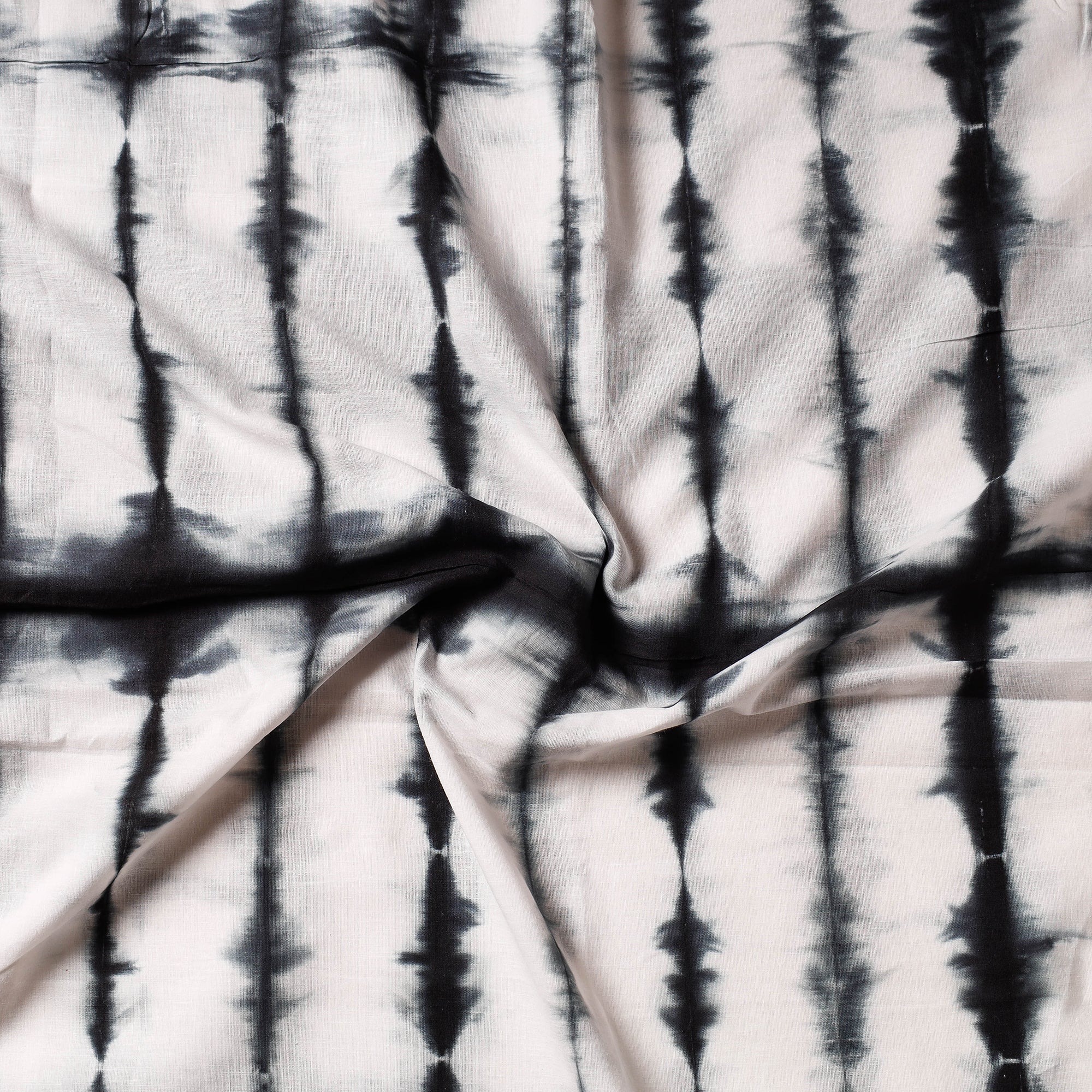 HAVELI CHRONICLES Black - Shibori Tie & Dye Cotton Precut Fabric - view 2