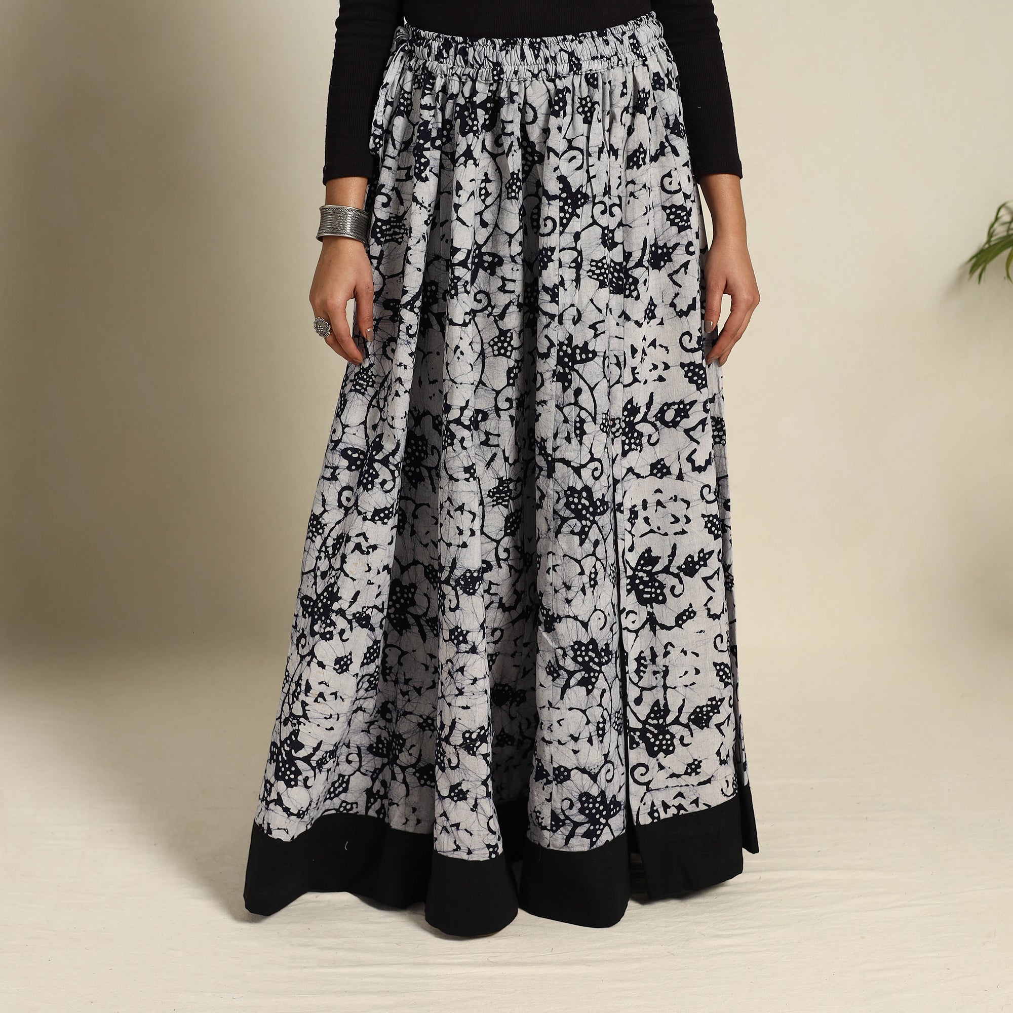 NOORI BAZAR Black - 24 Kali Patchwork Batik Print Cotton Long Skirt 31 - view 3