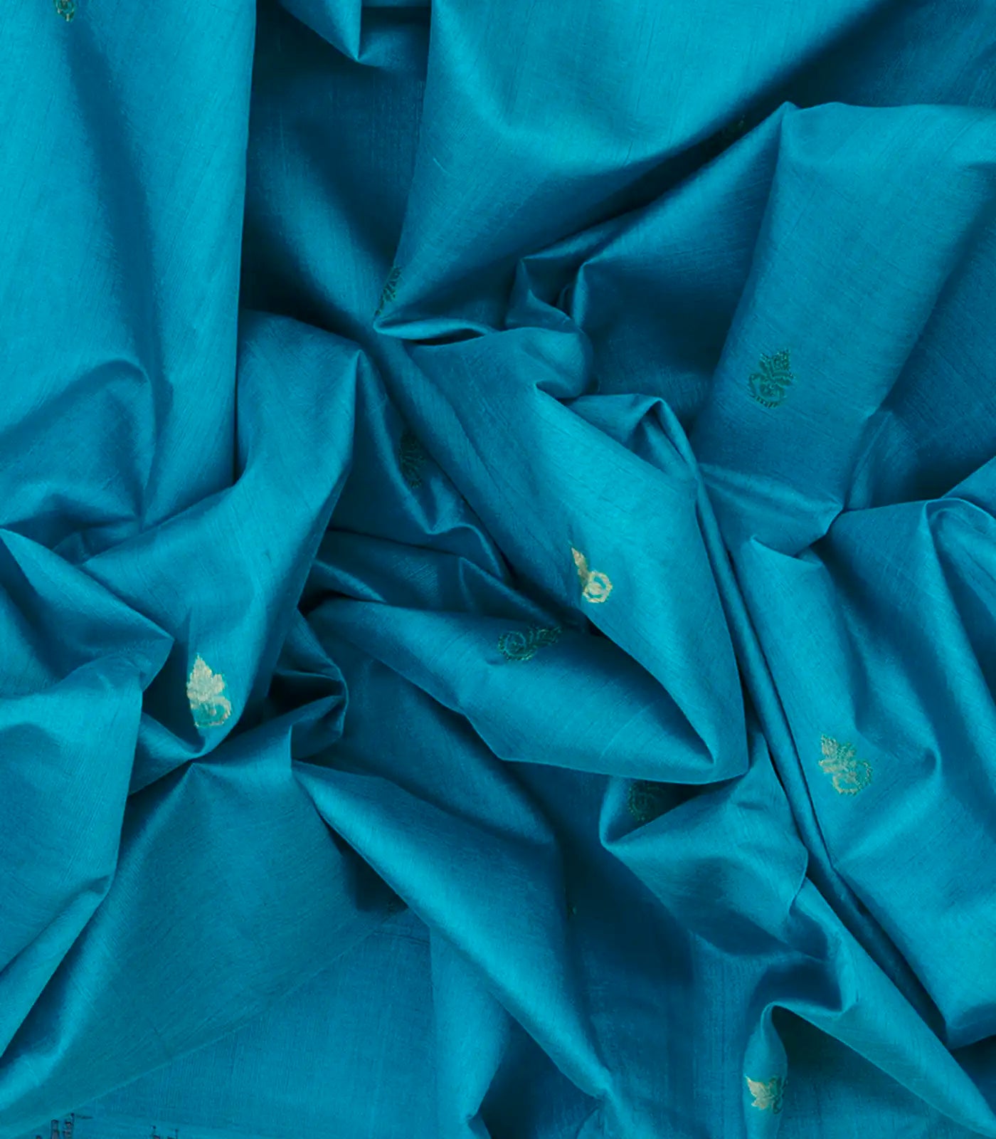 RmKV Cyan Handloom Silk Cotton Saree With Kalash Butta & Contrast Temple Border-Cyan - view 3