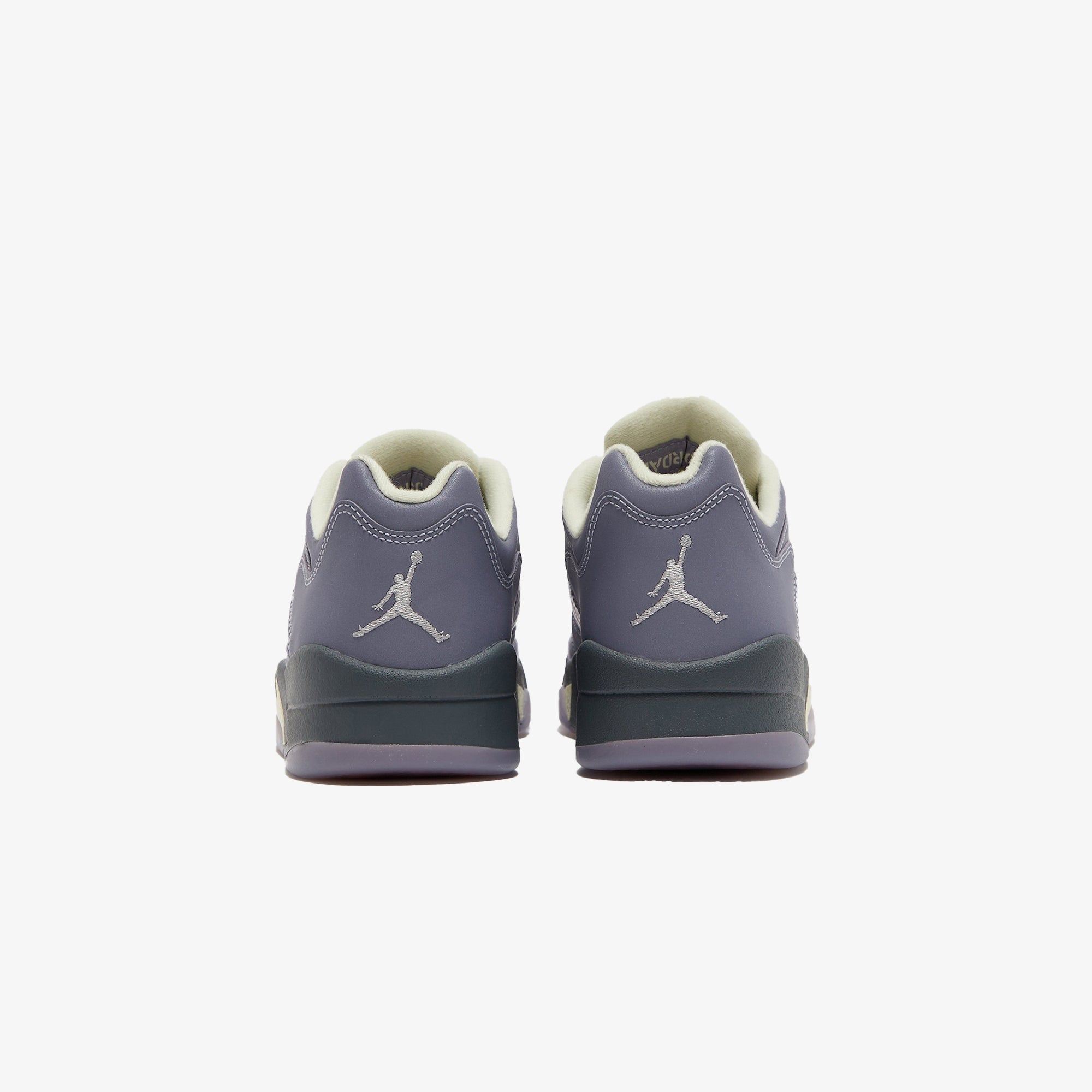 Jordan | AIR JORDAN 5 RETRO LOW { INDIGO HAZE/FIRE RED-METALLIC SILVER - view 2
