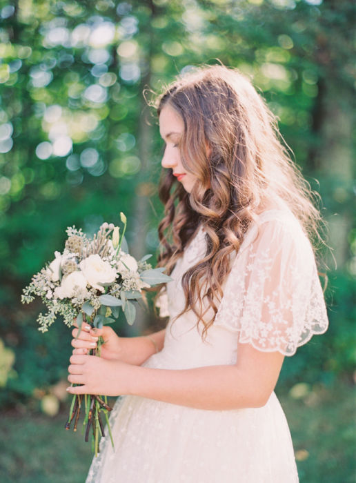 fiftyflowers.com Outdoor Vintage Wedding - view 9