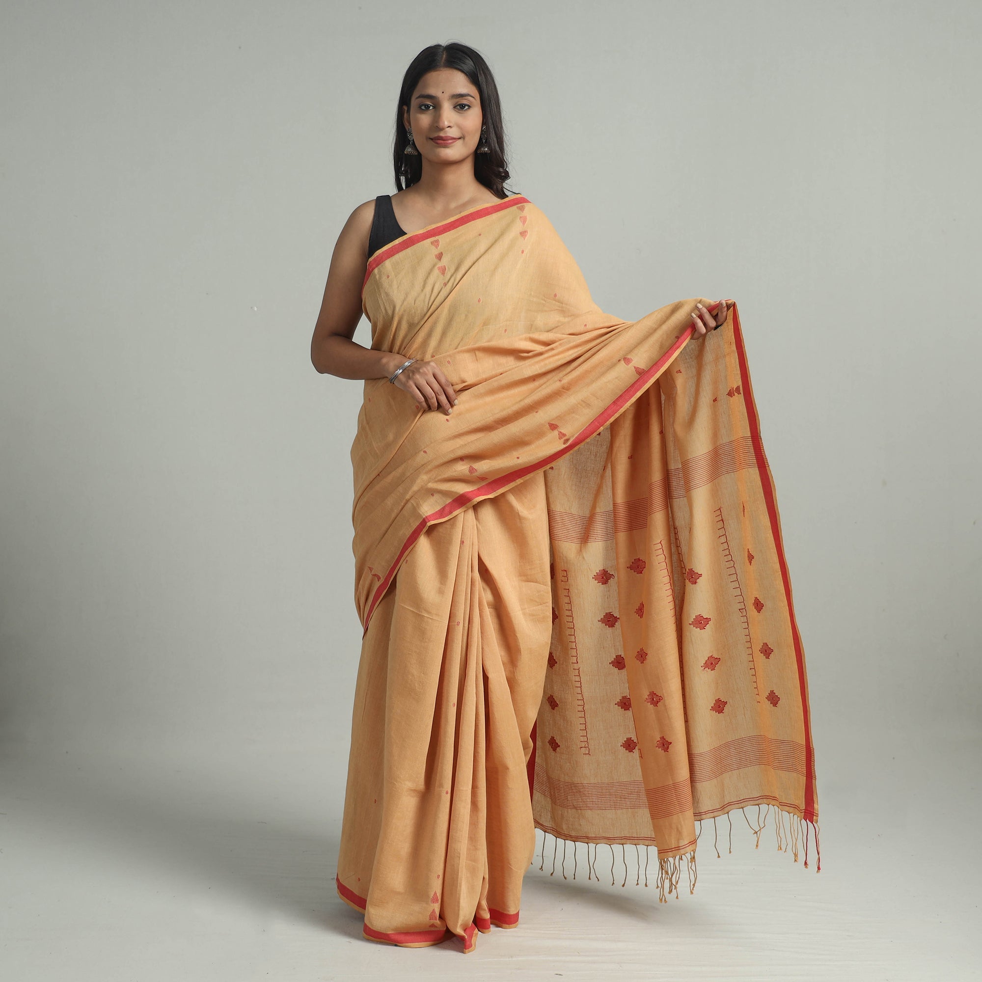 SASHA Brown - Handloom Cotton Phulia Jamdani Saree with Tassels 17 - view 2