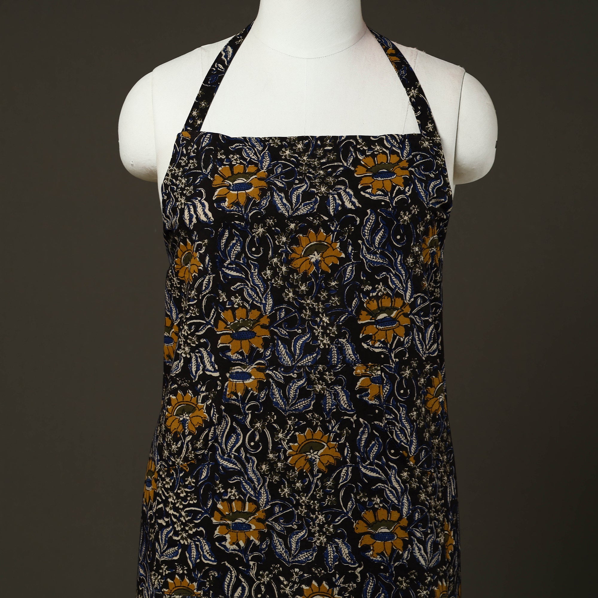 JALPARI Black - Bagru Block Print Cotton Apron with Pocket 24 - view 3