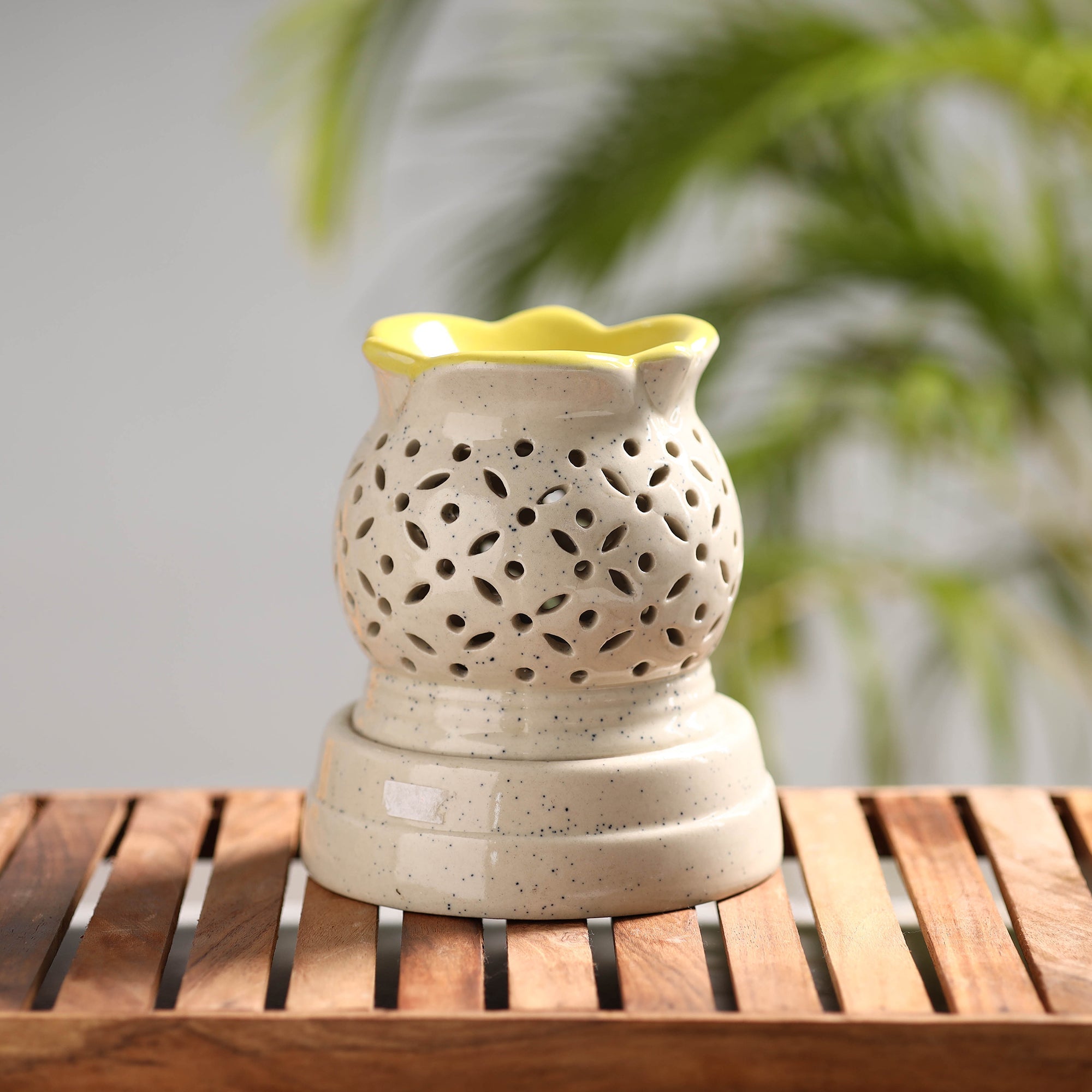 ITOKRI CRAFTS INITIATIVE Handcrafted Ceramic Electrical Aroma Diffuser (6 inches) - view 2