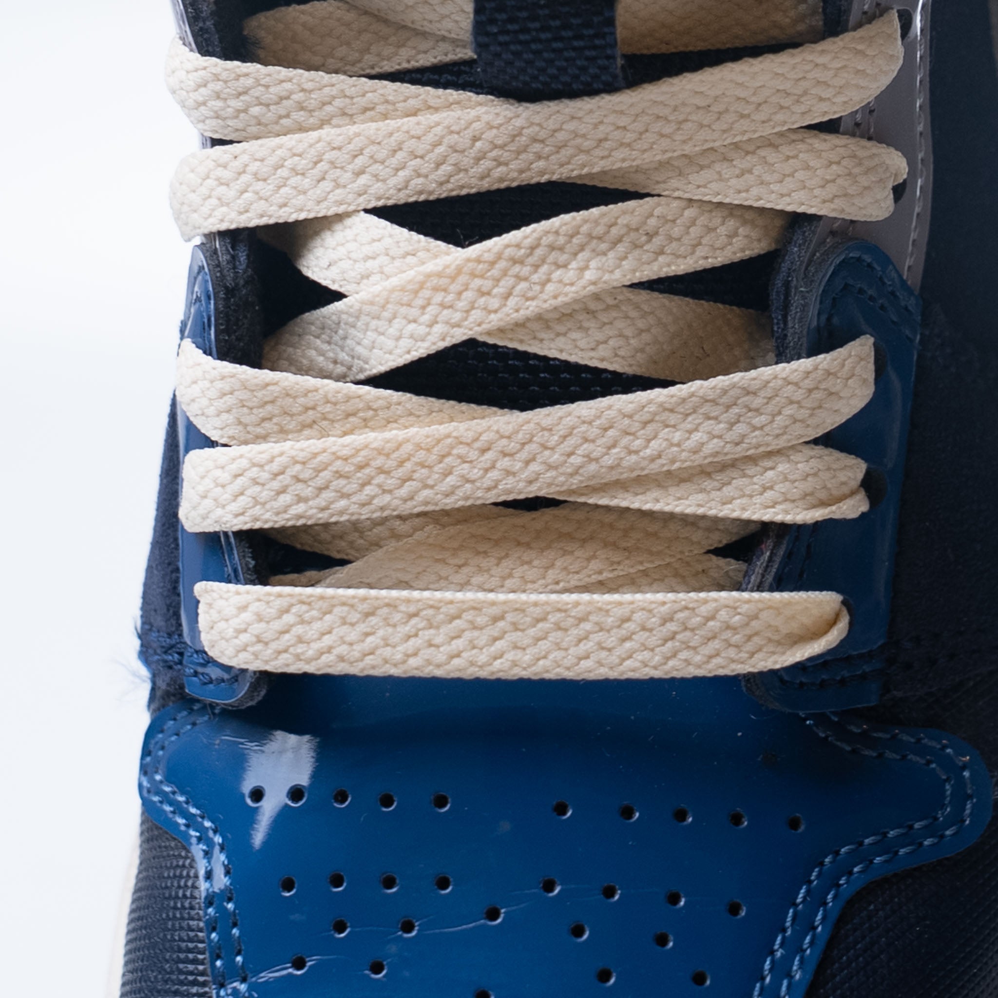 Nike Air Jordan 1 Mid SE Craft Obsidian - view 5