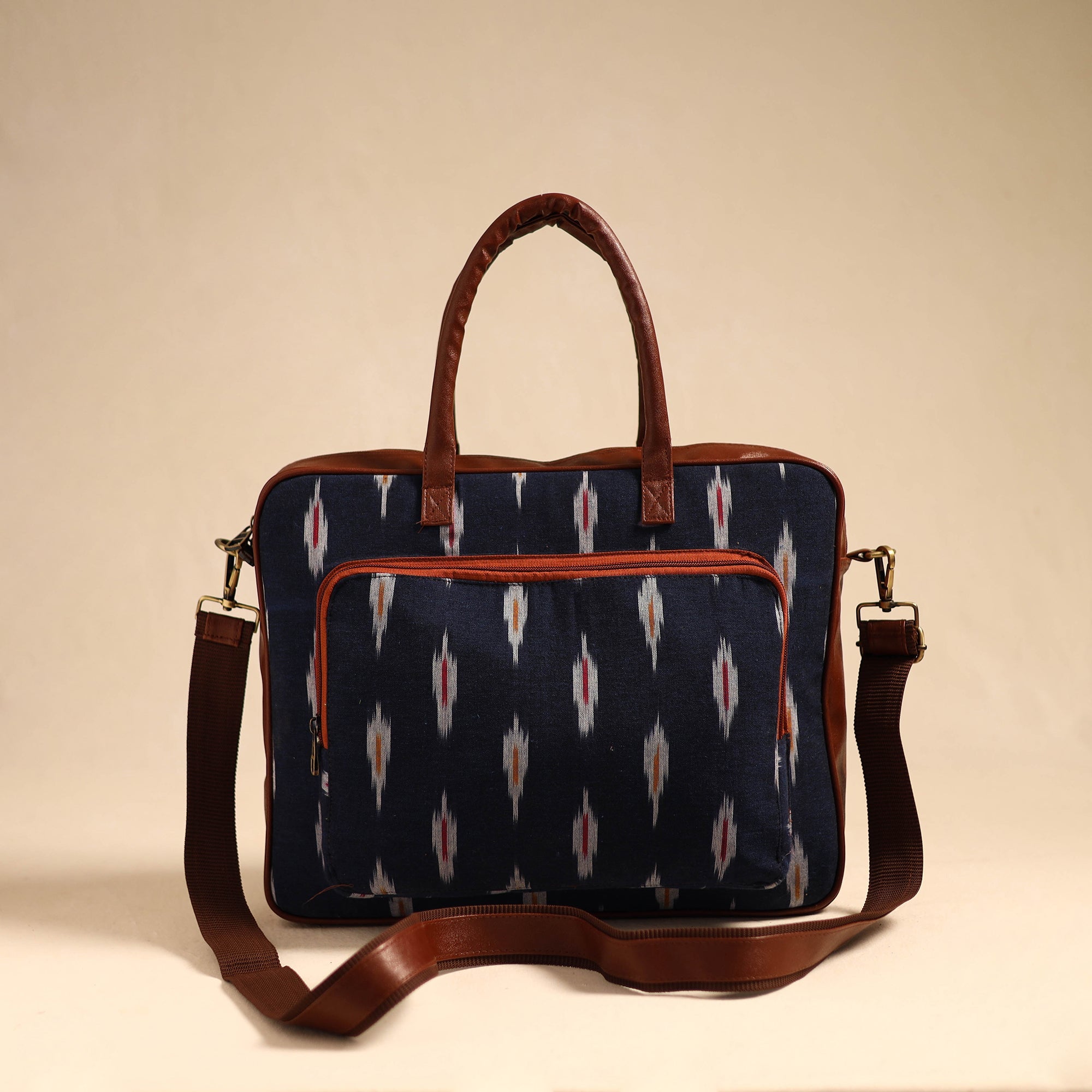ITOKRI CRAFTS INITIATIVE Black - Handmade Pochampally Ikat Laptop Bag 19