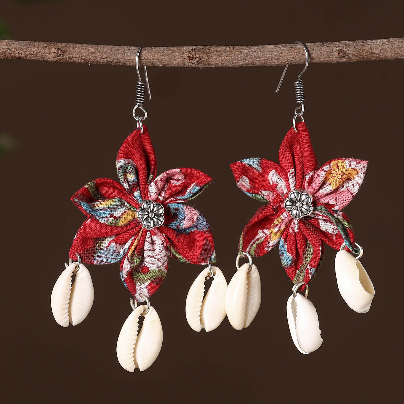 JALPARI Sidra Fabart Phool Kali Shell Earrings - view 2
