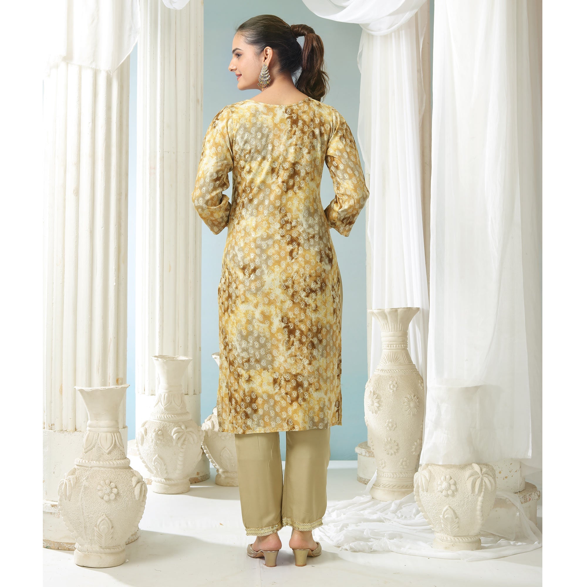 Peachmode Cream Paisley Foil Printed Rayon Suit - view 6