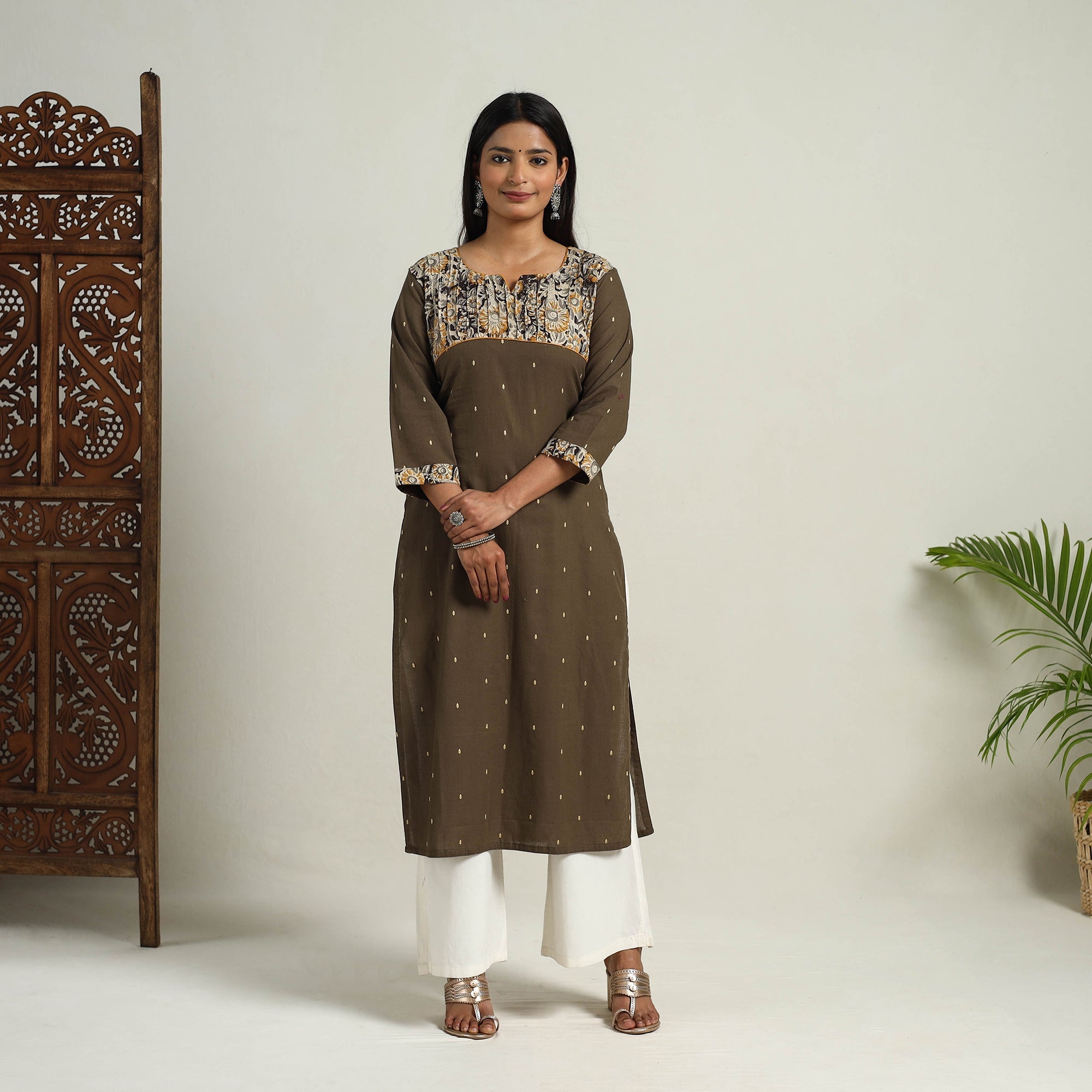 ITOKRI CASUALS Brown - Mehfil Mosaic Cotton Straight Jacquard Kurta 01