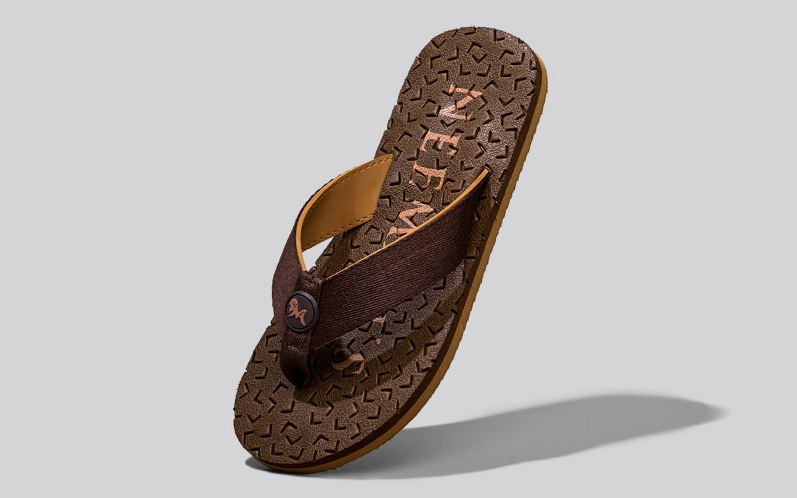 Neeman's Float Ease Flips : Tan