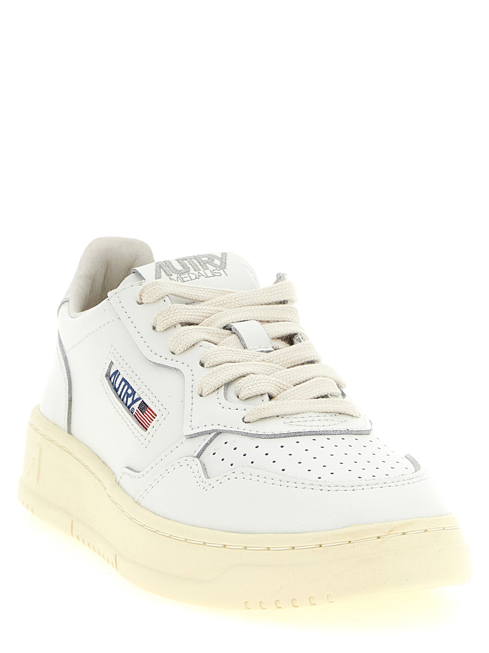 Autry Medalist Low Sneaker – 100% cowhide leather - view 2