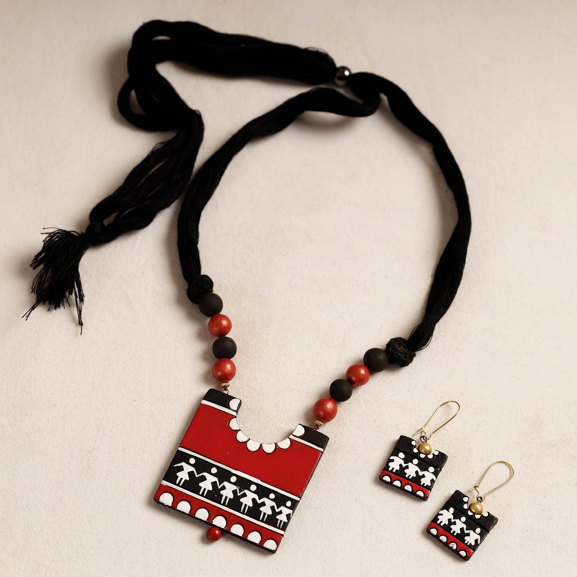 KHUSHBASH - HAPPY LOOM OF EAST Bishnupur Handpainted Terracotta Necklace Set 15 - view 2