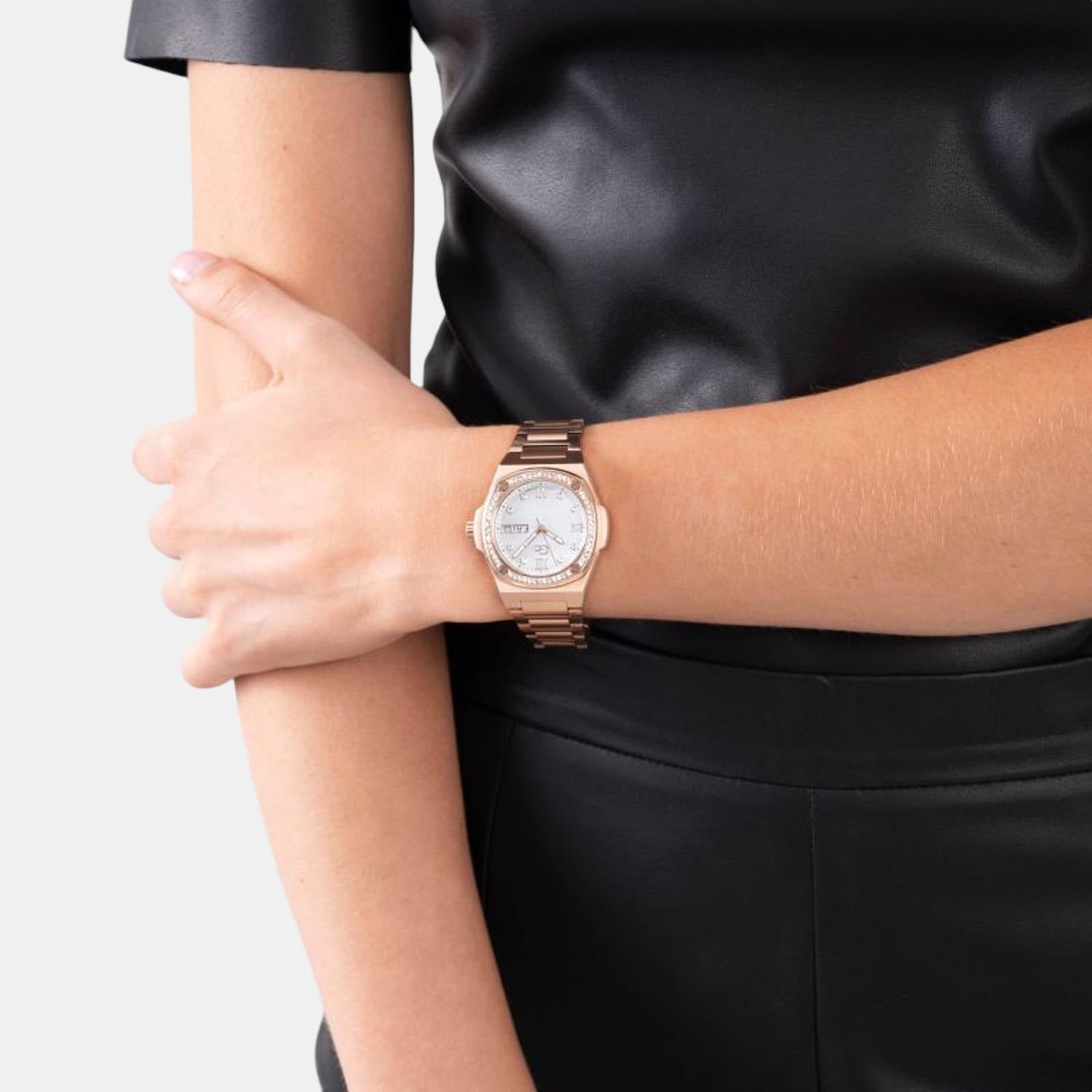 GC Coussin Shape Lady Women Quartz White Dial Analog Stainless Steel Watch Y98002L1MF - view 6