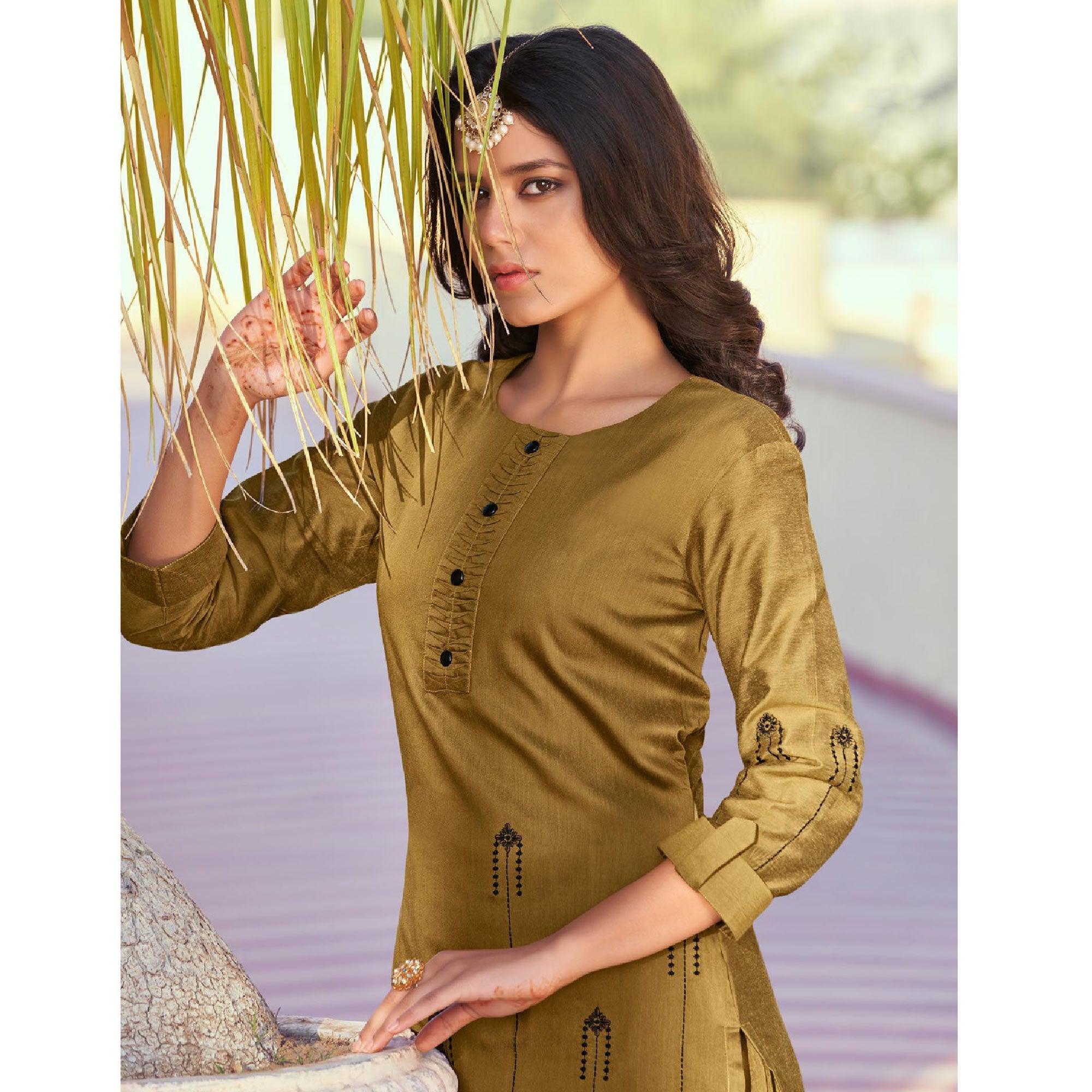 Peachmode Seller Mehendi Green Embroidered Viscose Kurti Pant Set - view 4