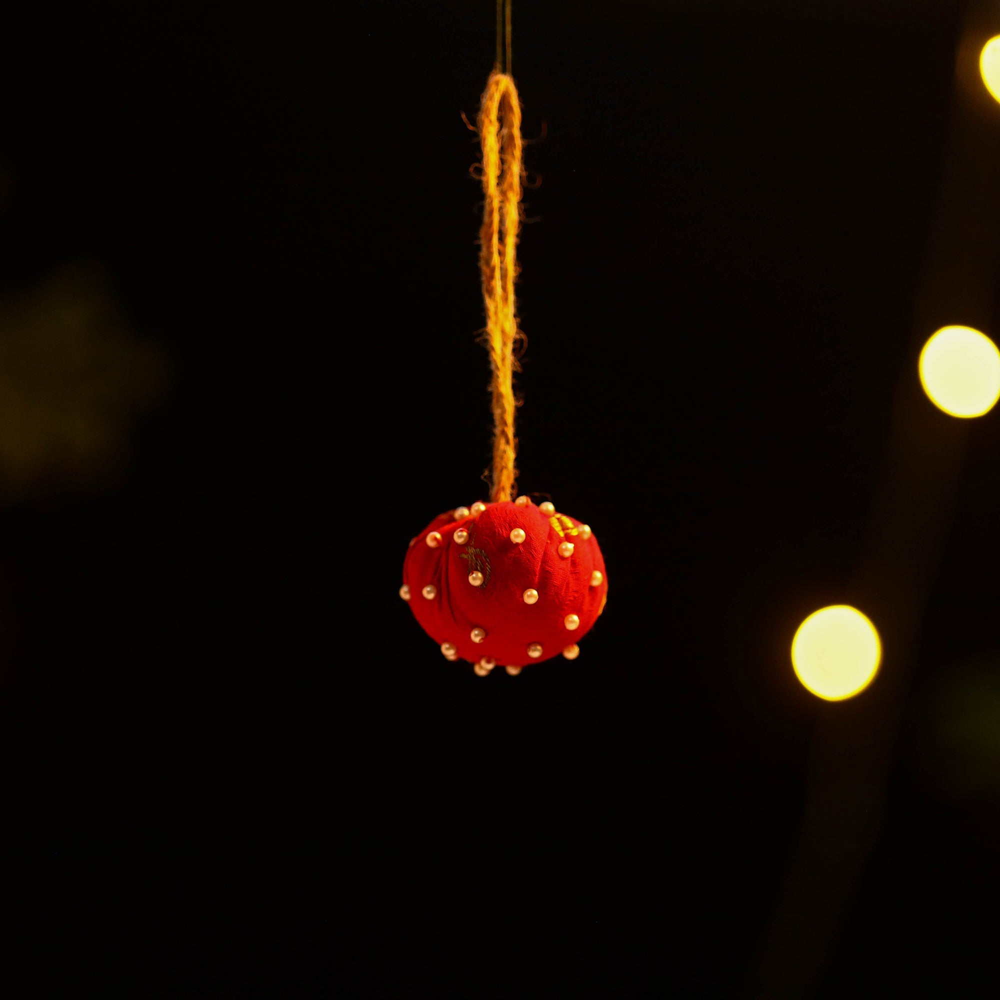 JAN SANDESH Ball - Upcycled Beadwork X-Mas Decor Hanging 13