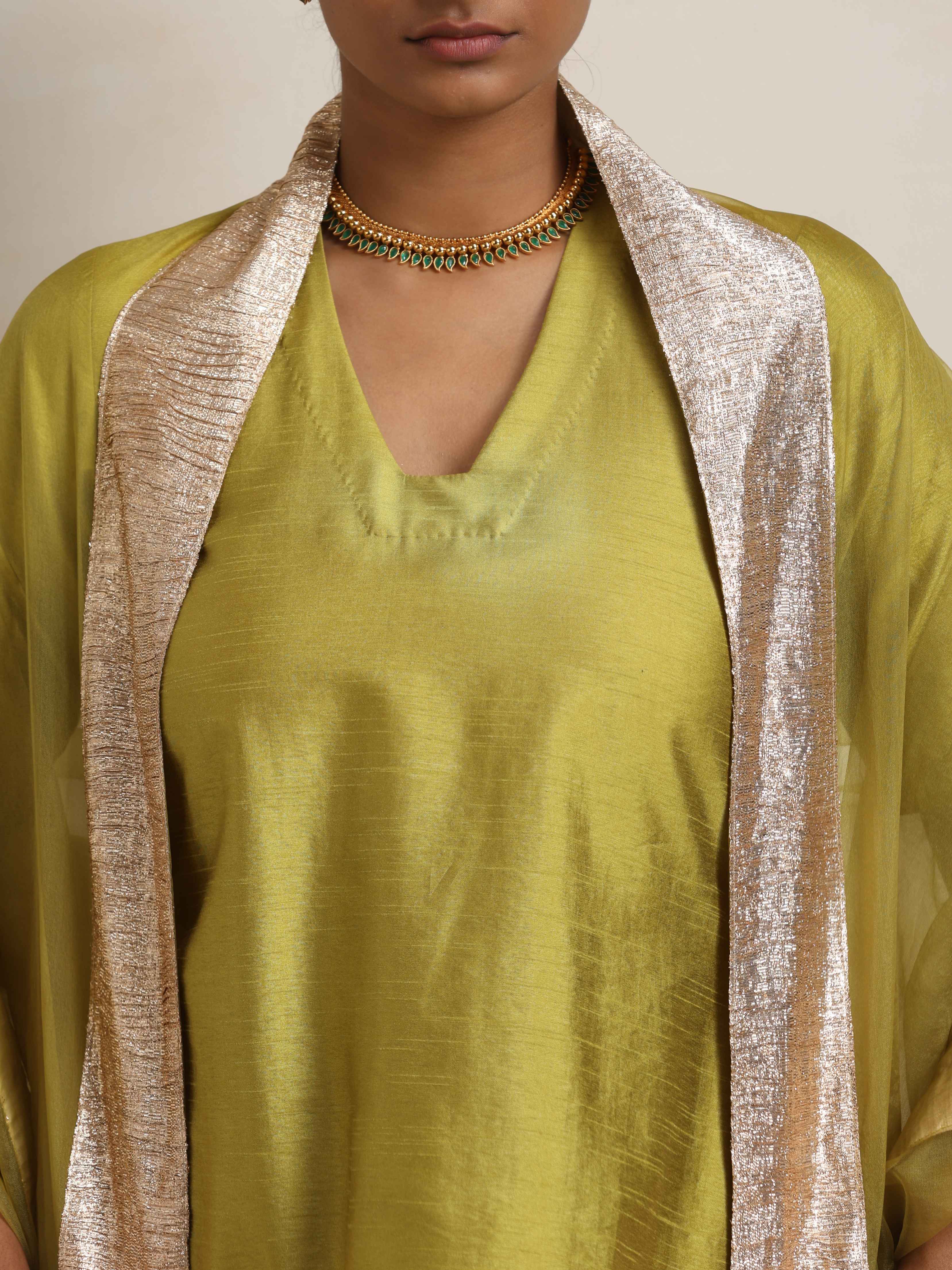 trueBrowns Green Silk Sharara Dupatta Set - view 7